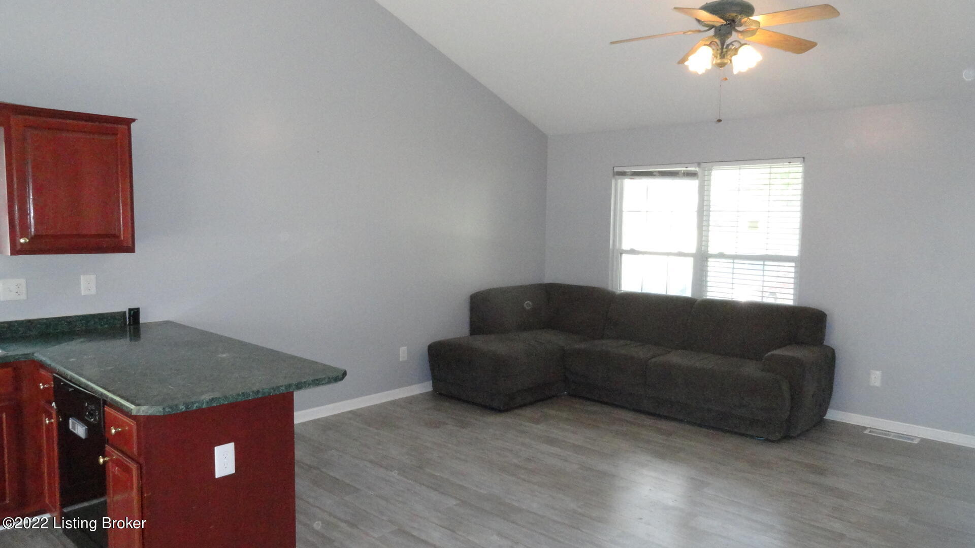 6722 Leverett Ln