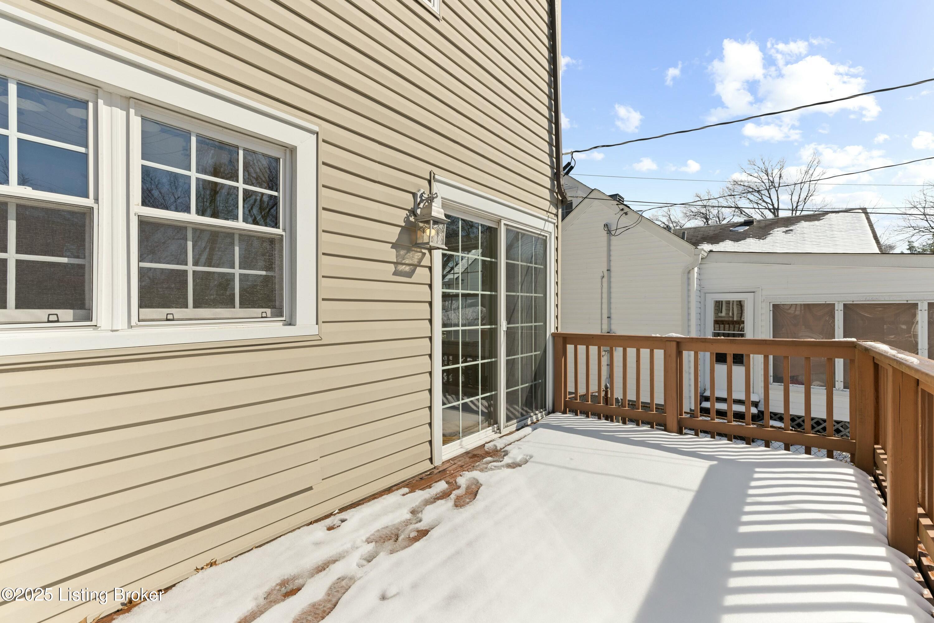 3122 Bobolink Rd