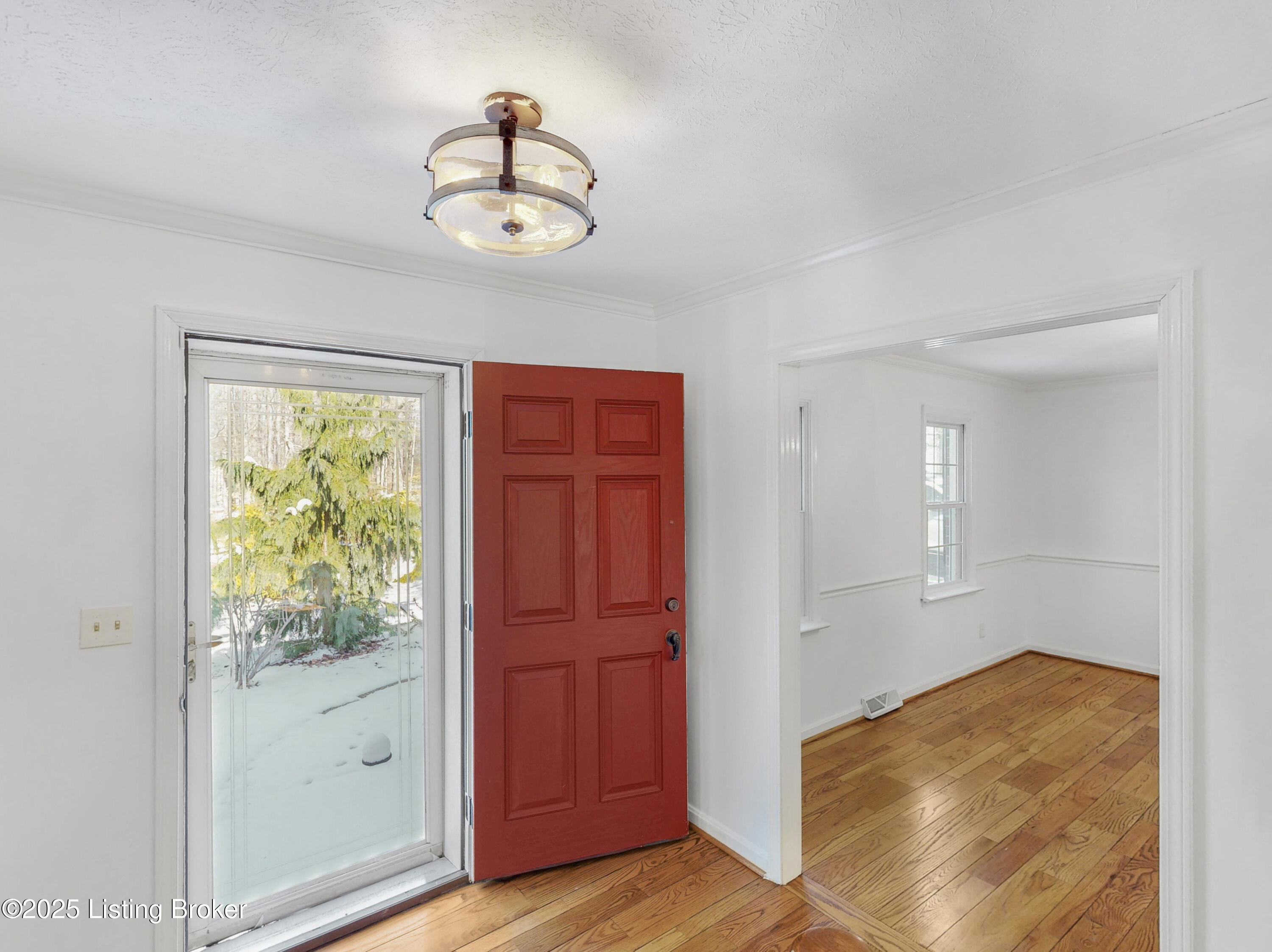93 Mayapple Ln
