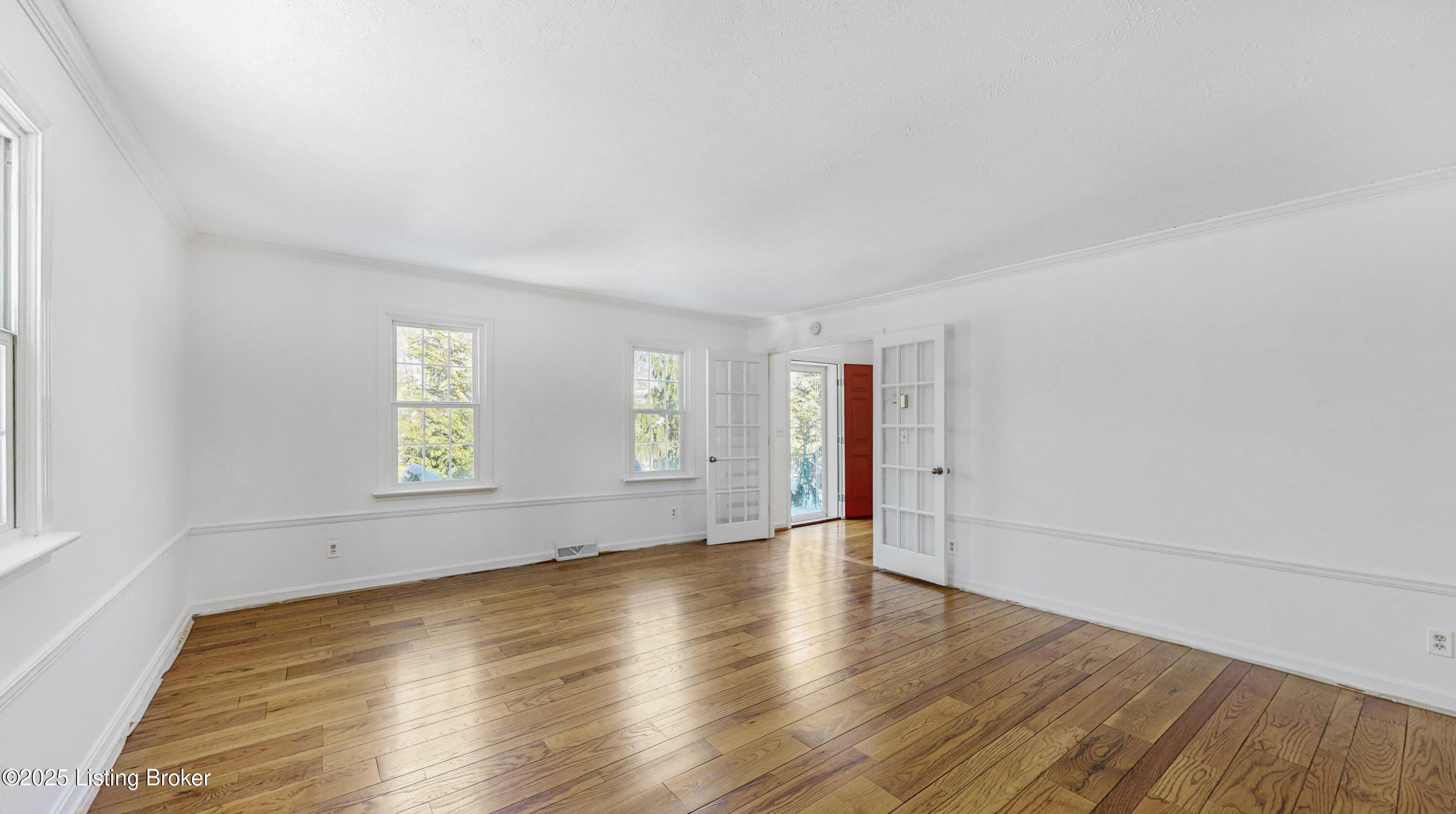 93 Mayapple Ln