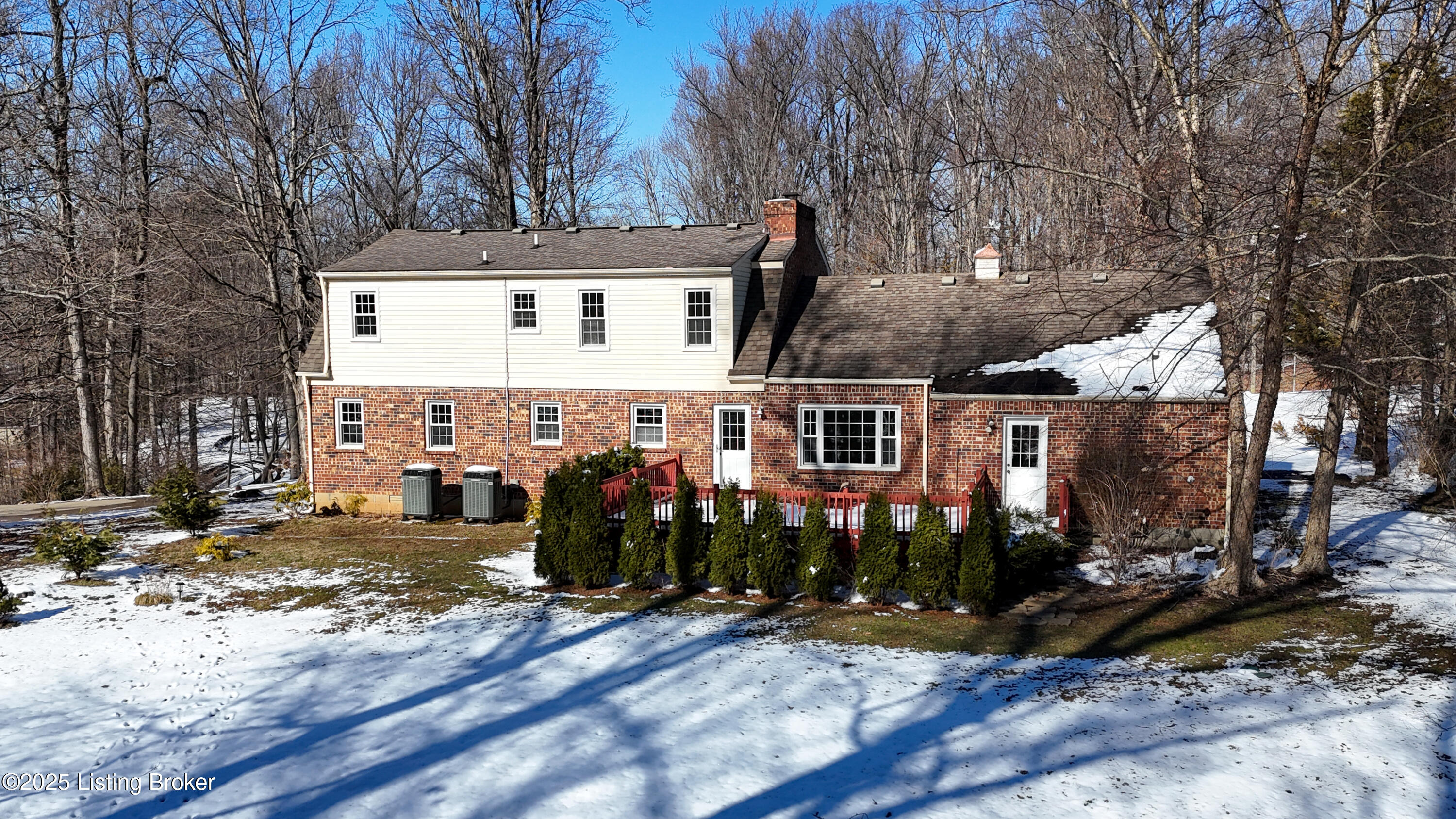 93 Mayapple Ln