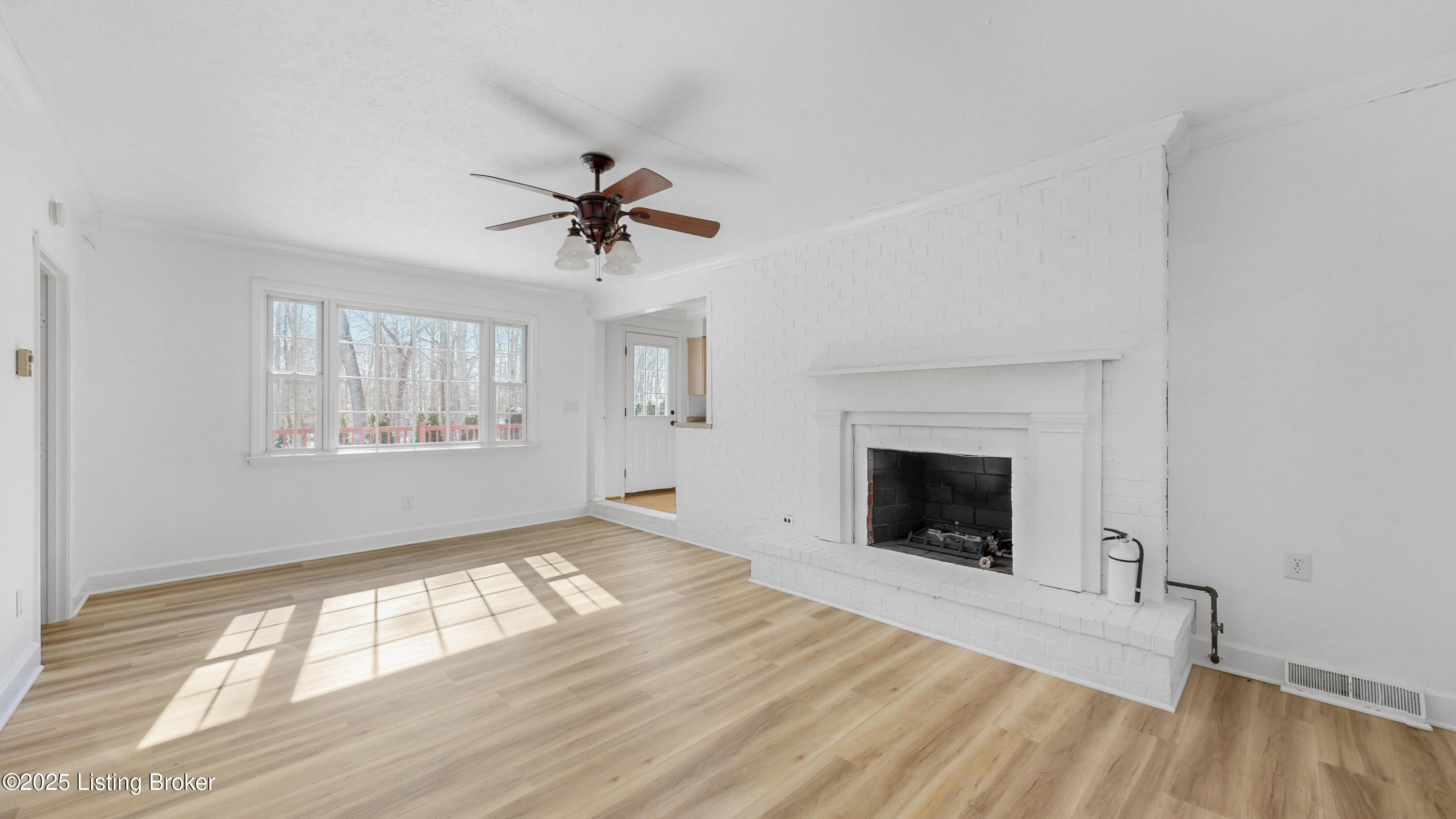 93 Mayapple Ln