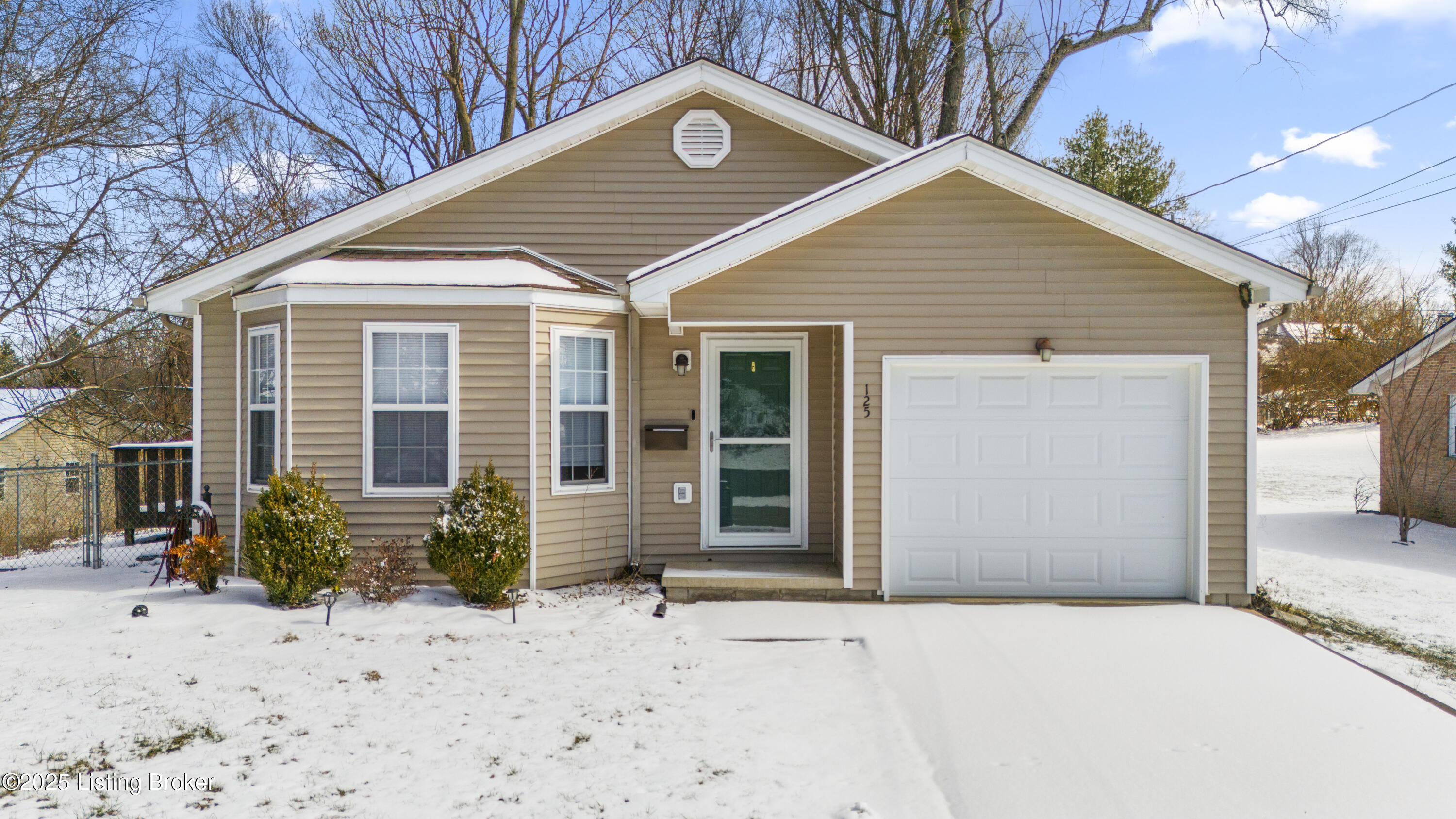 125 Birchwood Ave