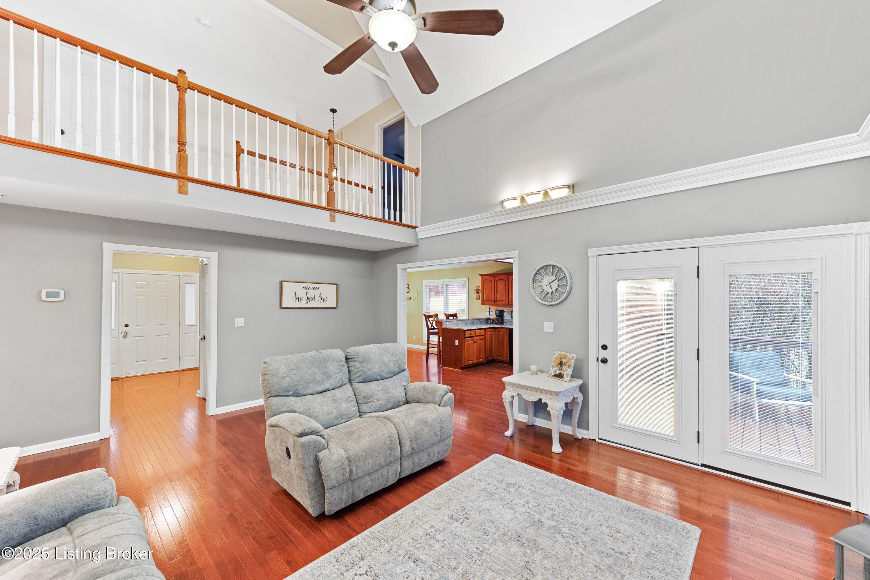 415 Oak Ridge Dr