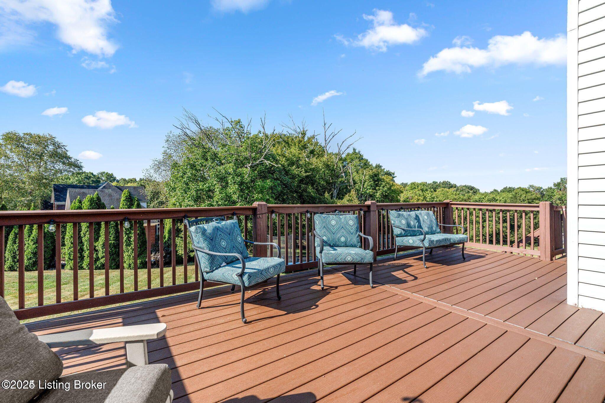 415 Oak Ridge Dr