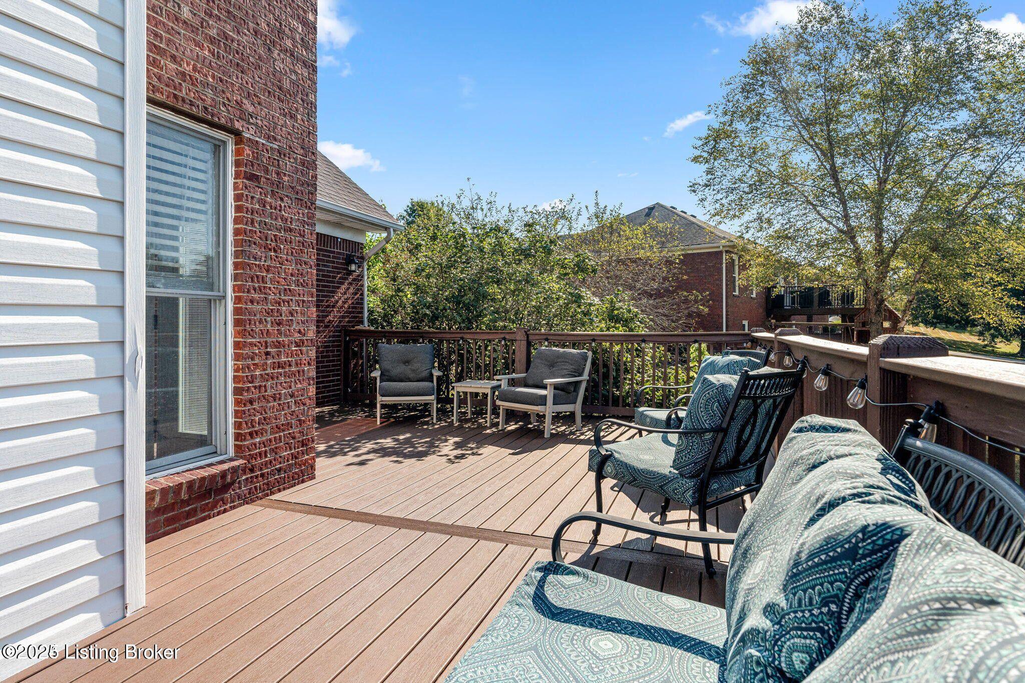 415 Oak Ridge Dr