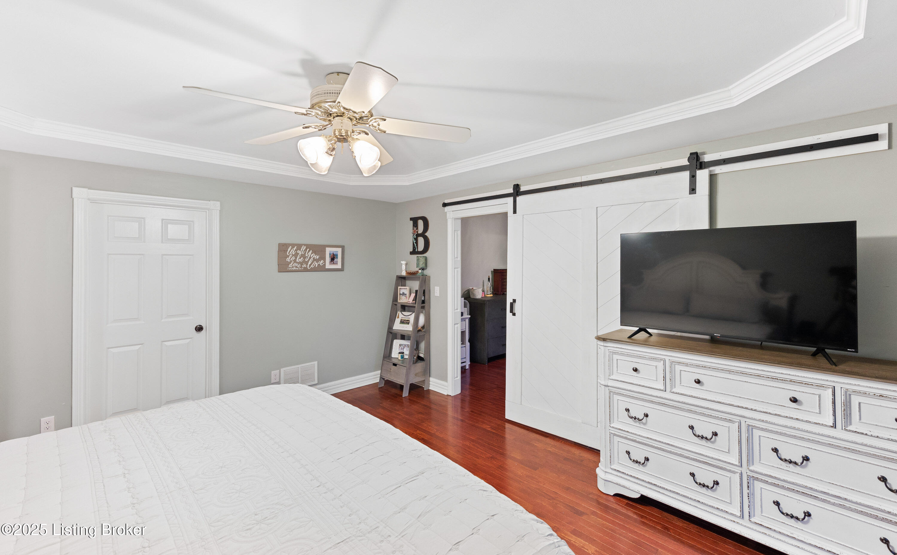 415 Oak Ridge Dr