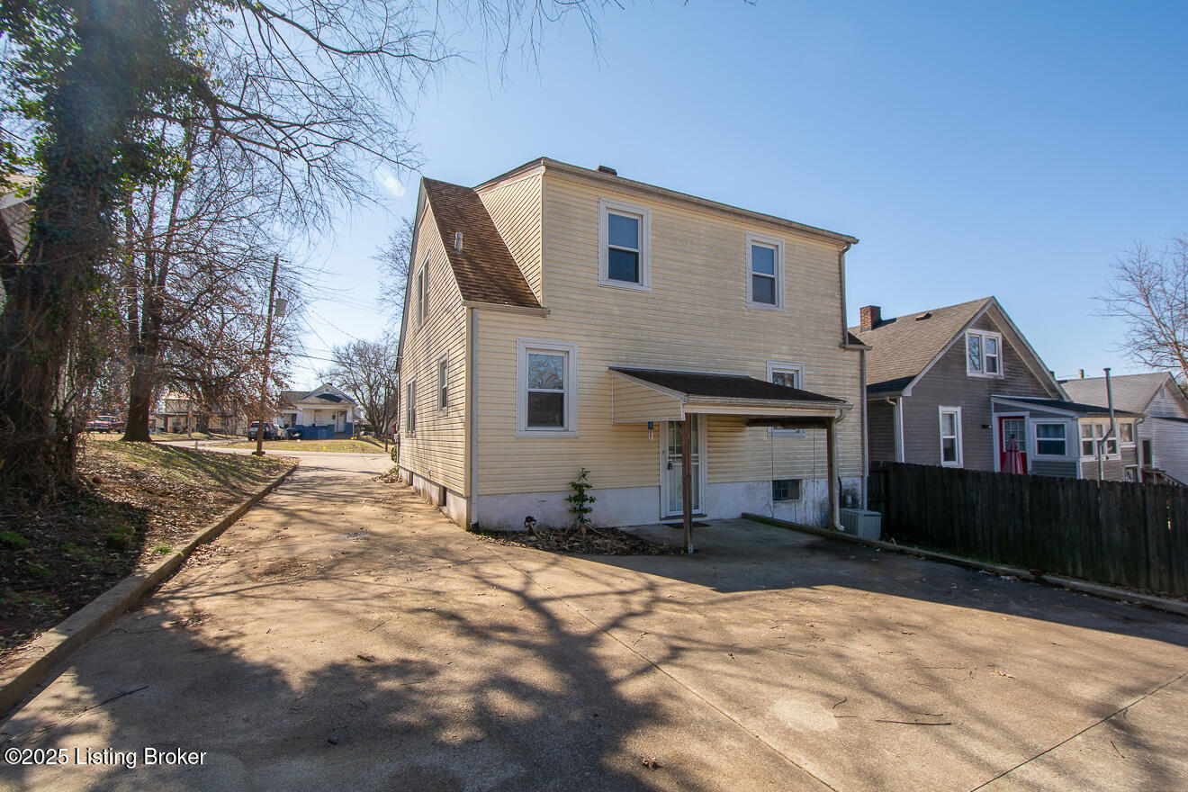 1807 Fust Ave