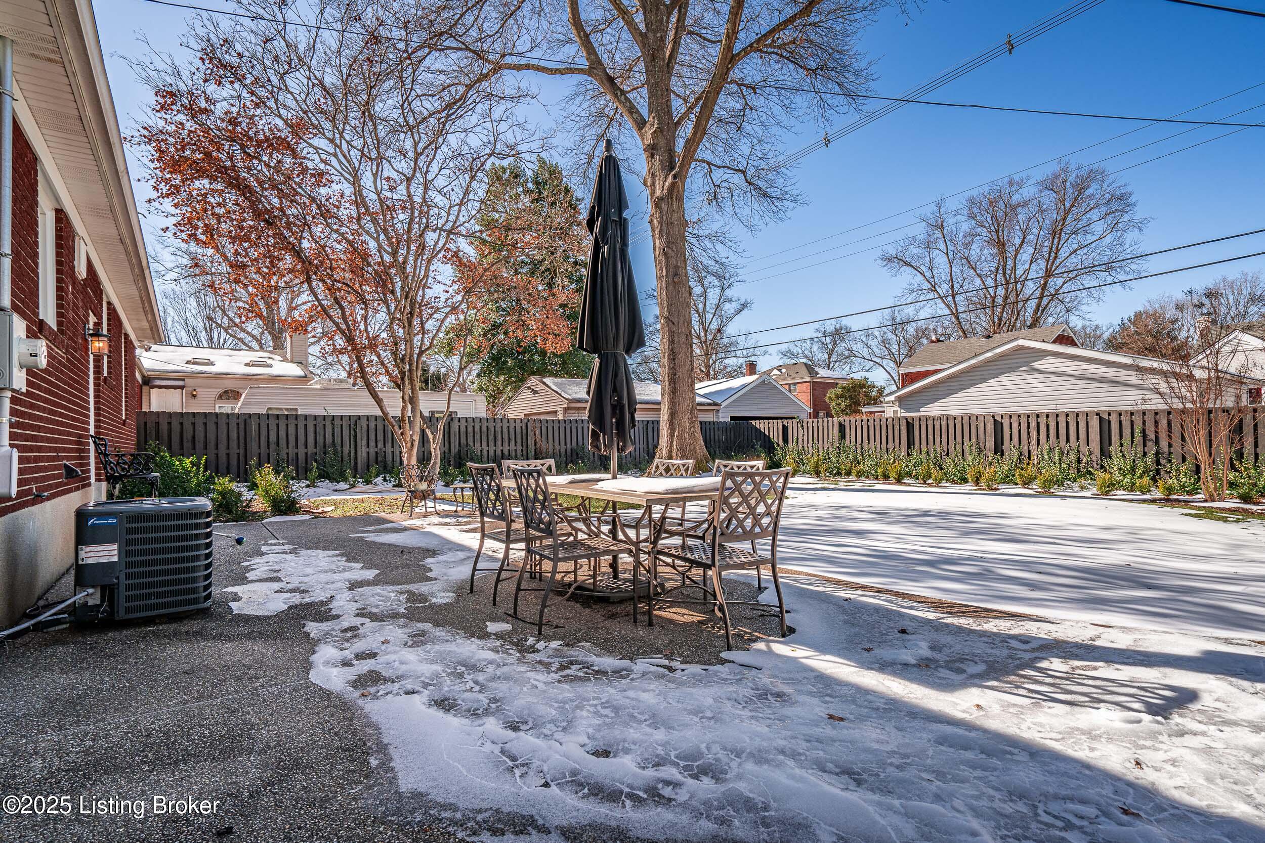 208 Bramton Rd