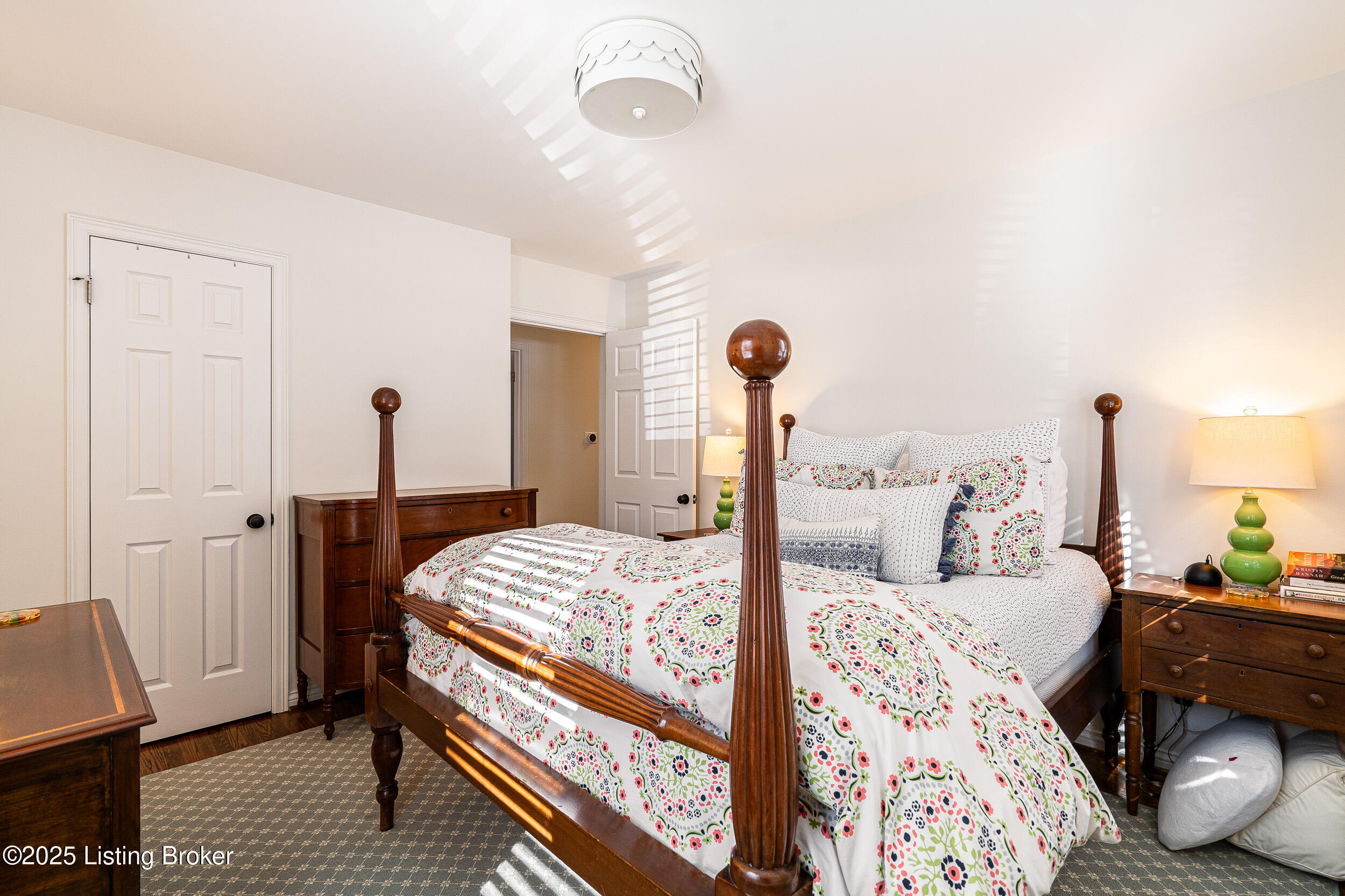208 Bramton Rd