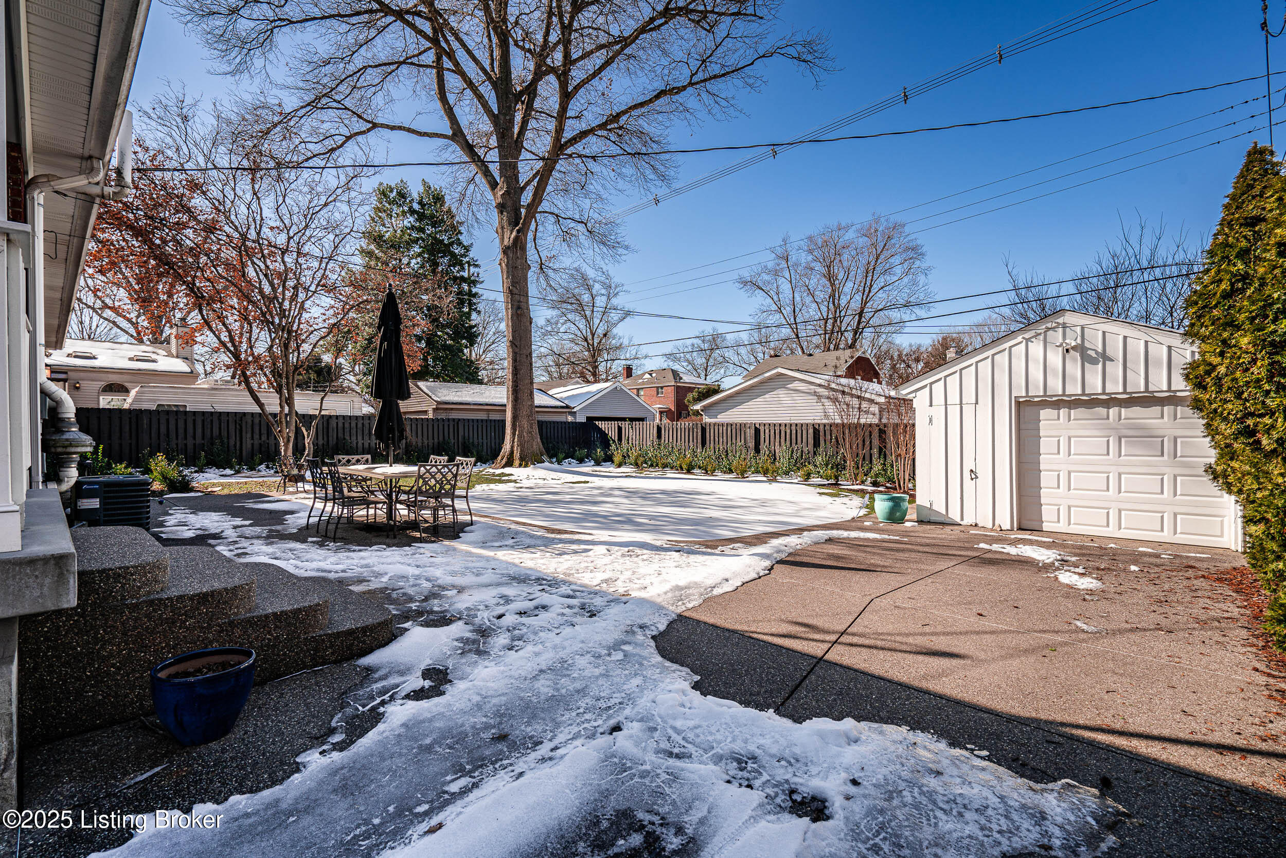 208 Bramton Rd