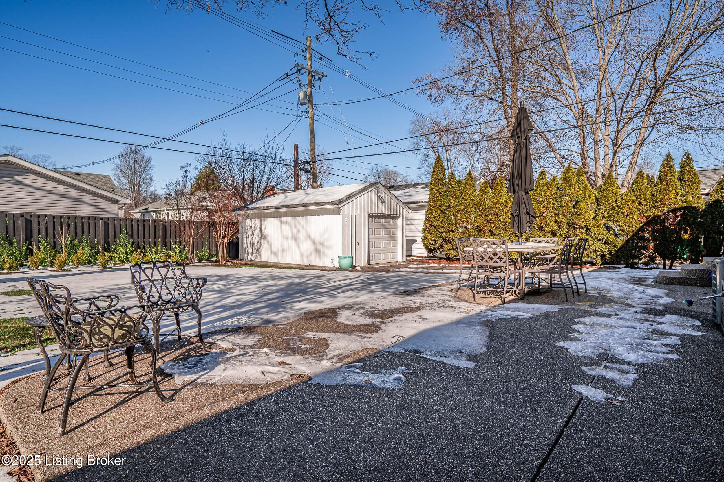 208 Bramton Rd