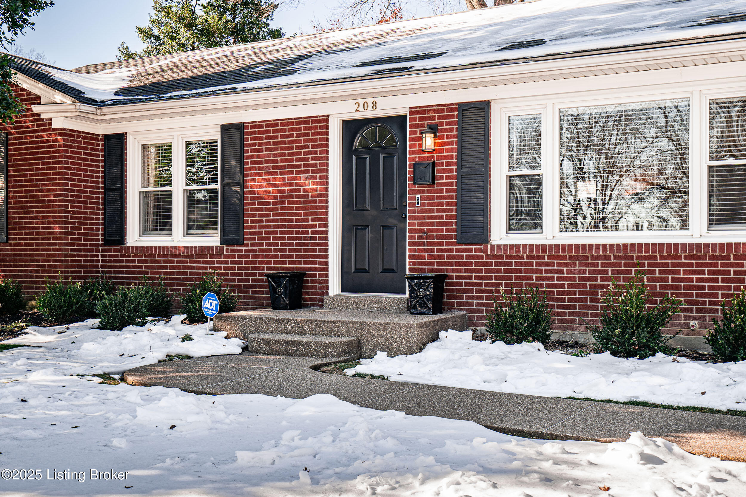 208 Bramton Rd