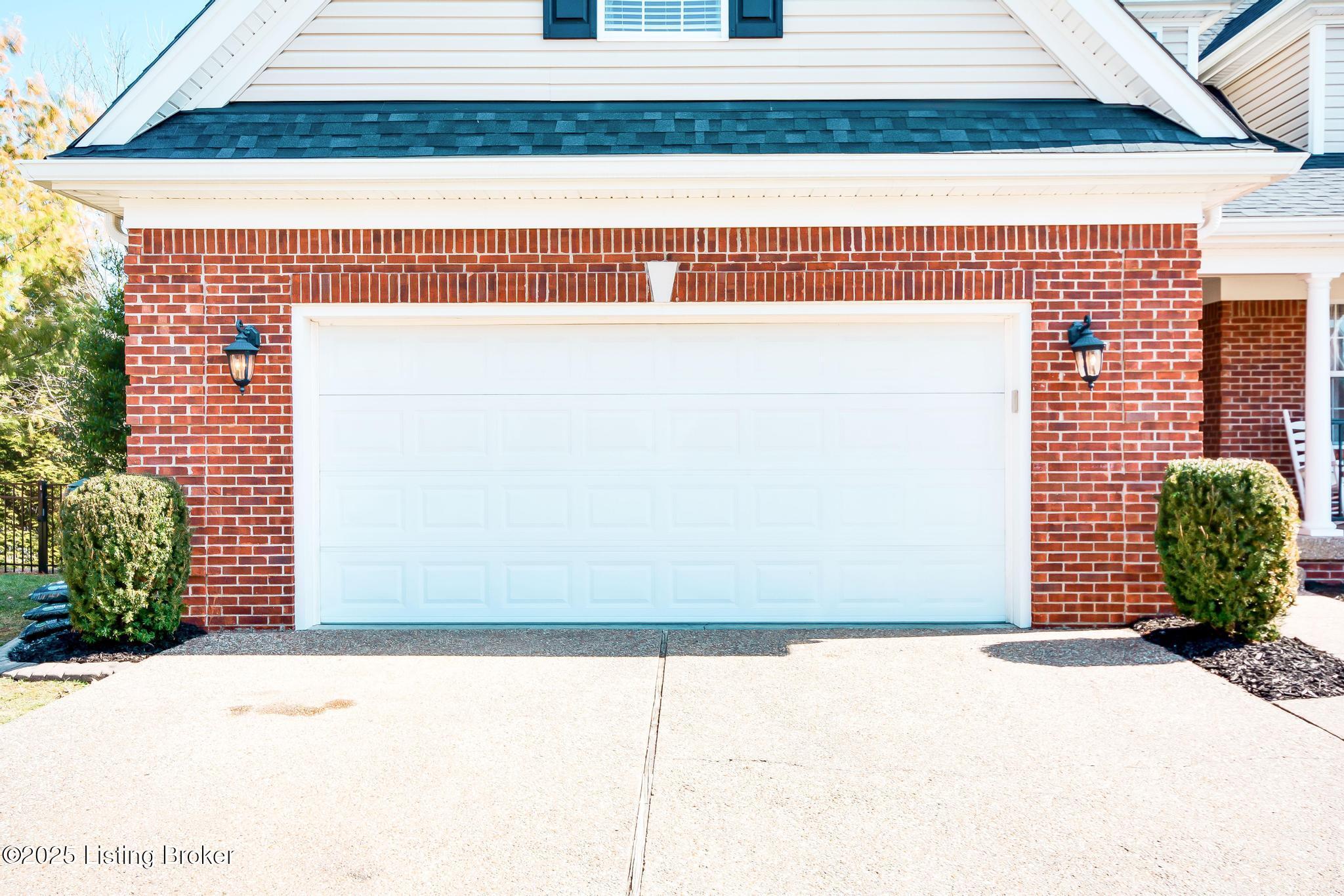 13805 Lakemont Ct