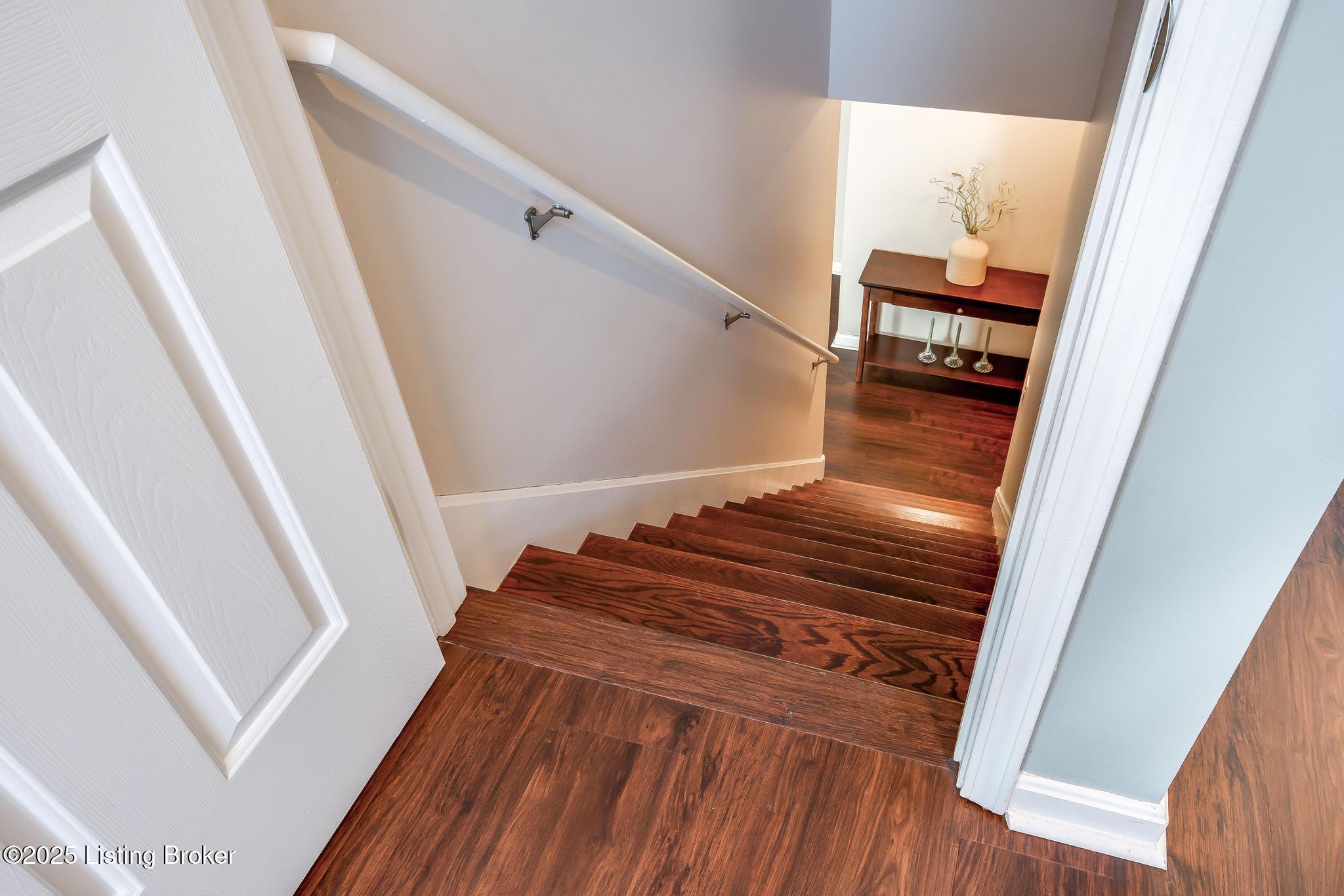 13805 Lakemont Ct