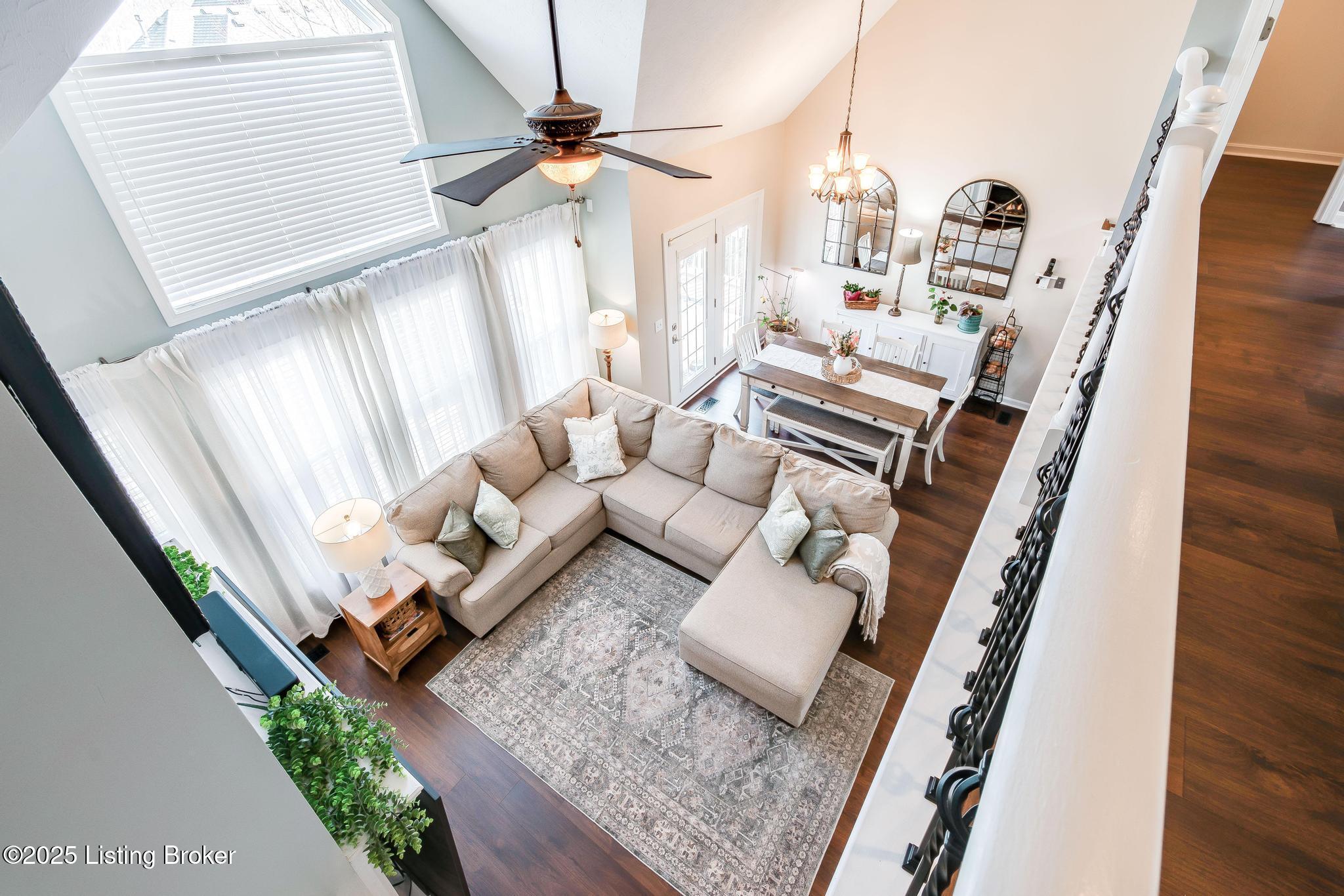 13805 Lakemont Ct