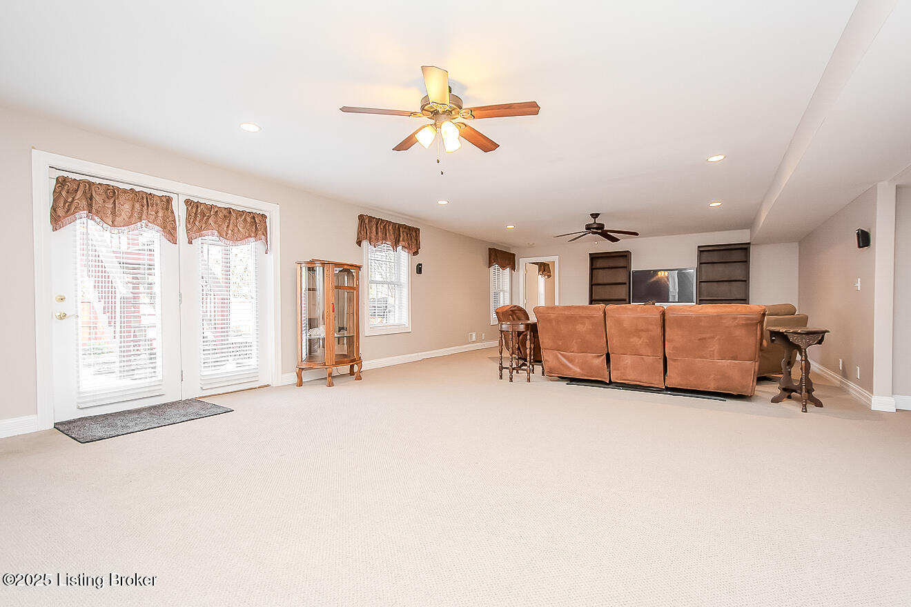 13209 Tucker Lake Dr