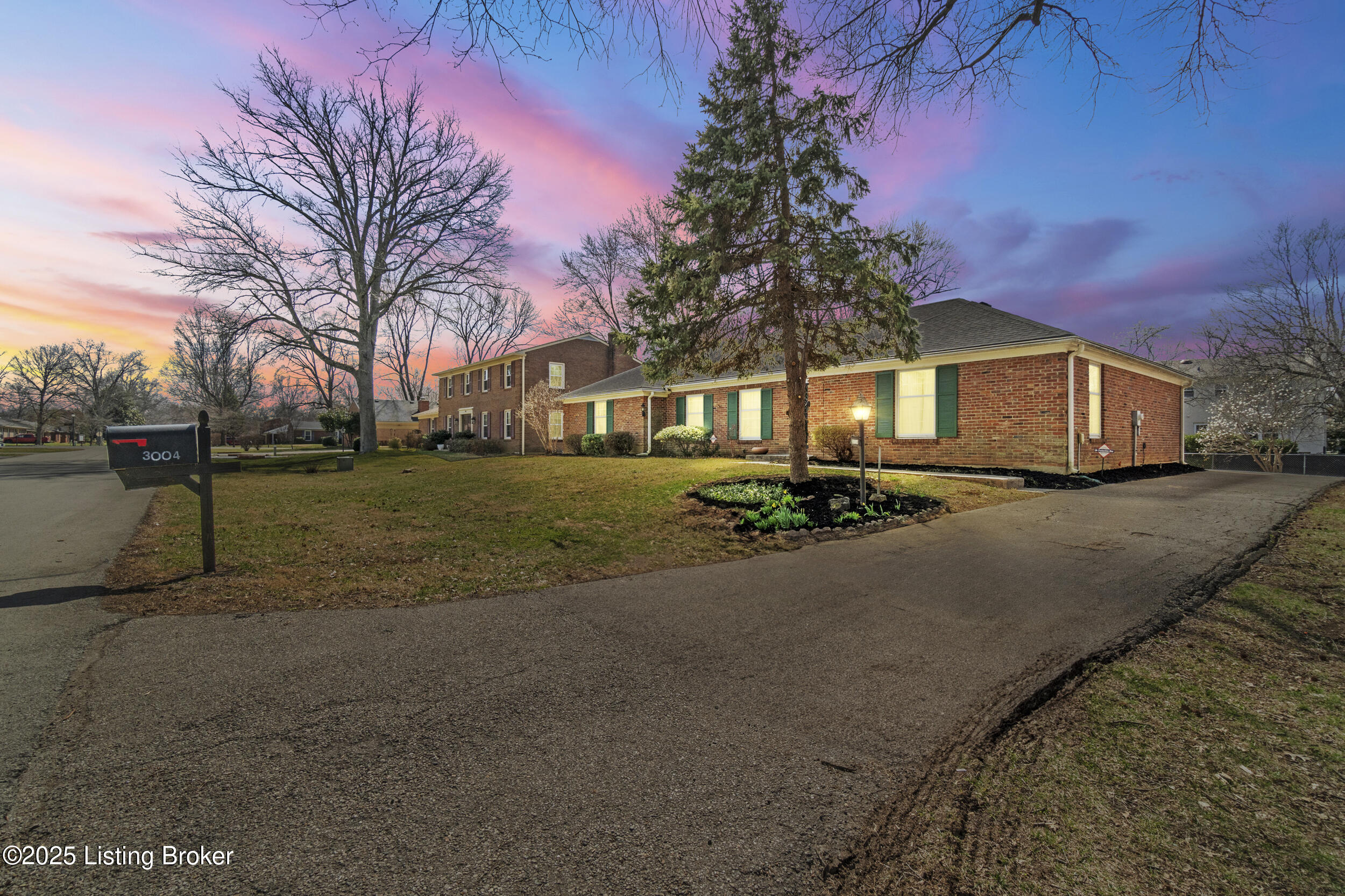 3004 Brownsboro Vista Dr