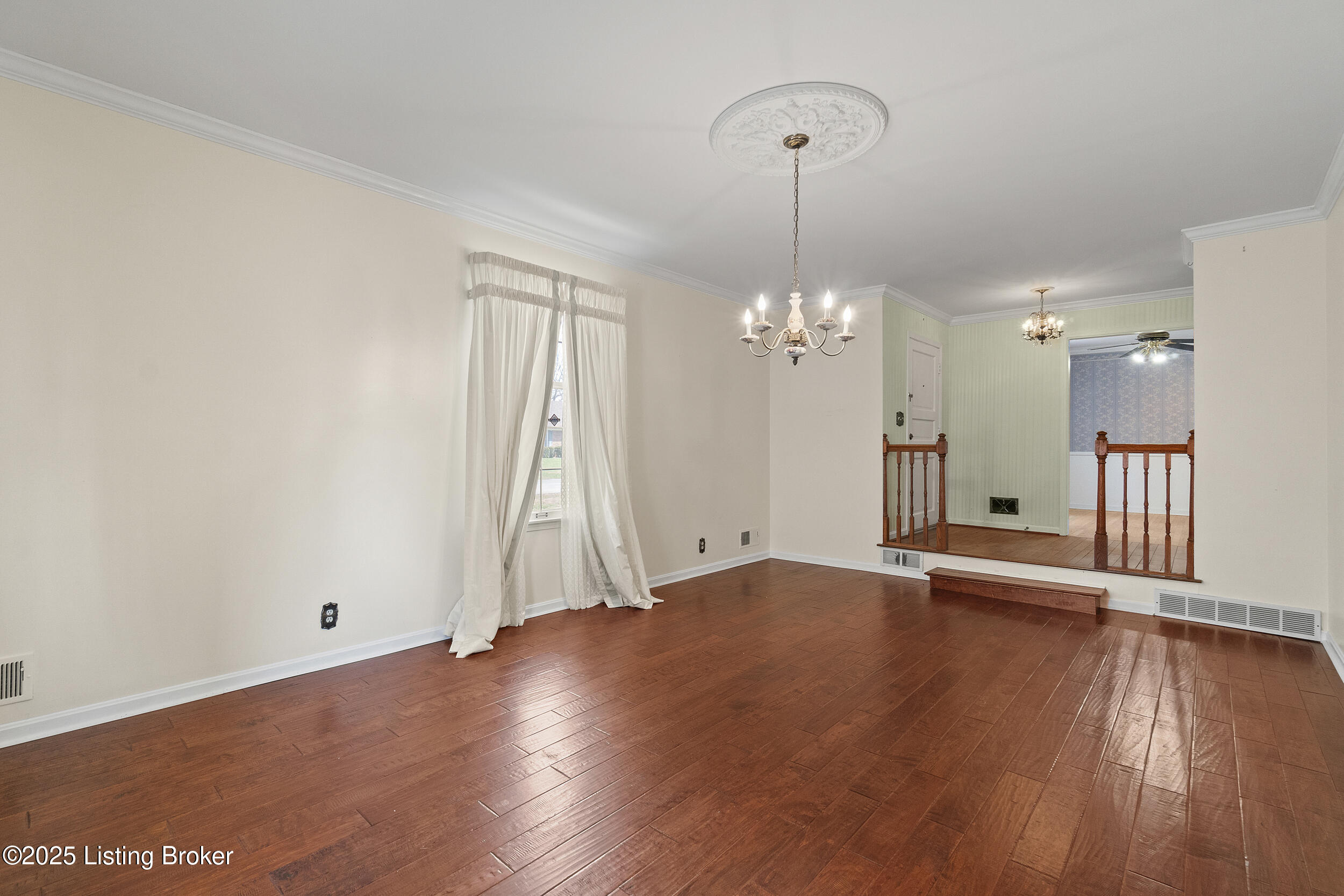 3004 Brownsboro Vista Dr
