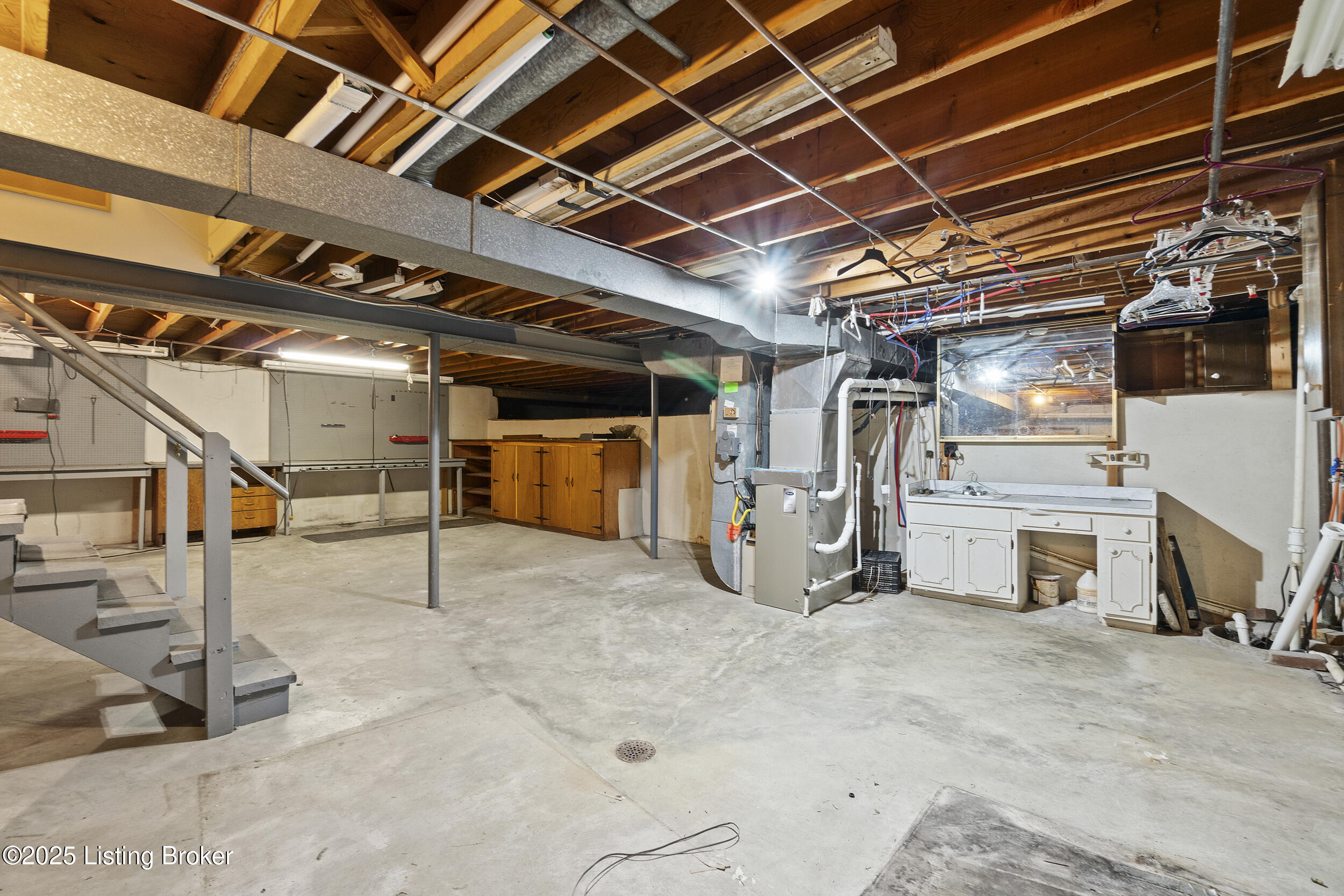 3004 Brownsboro Vista Dr