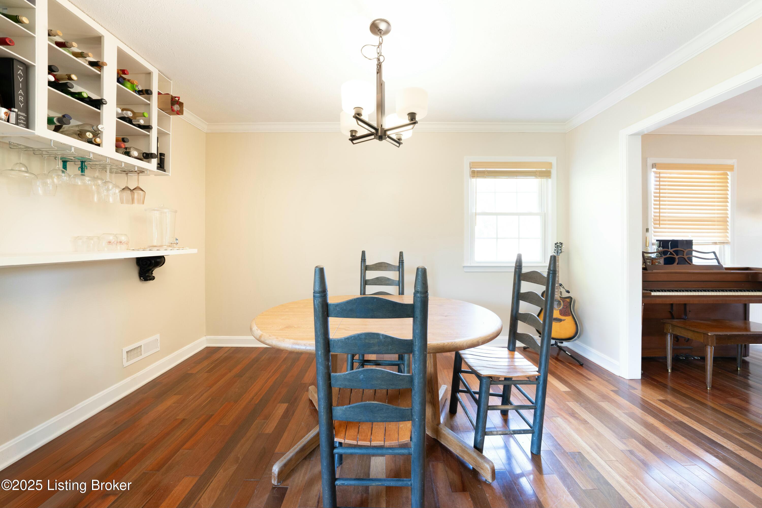3407 Hillsboro Rd