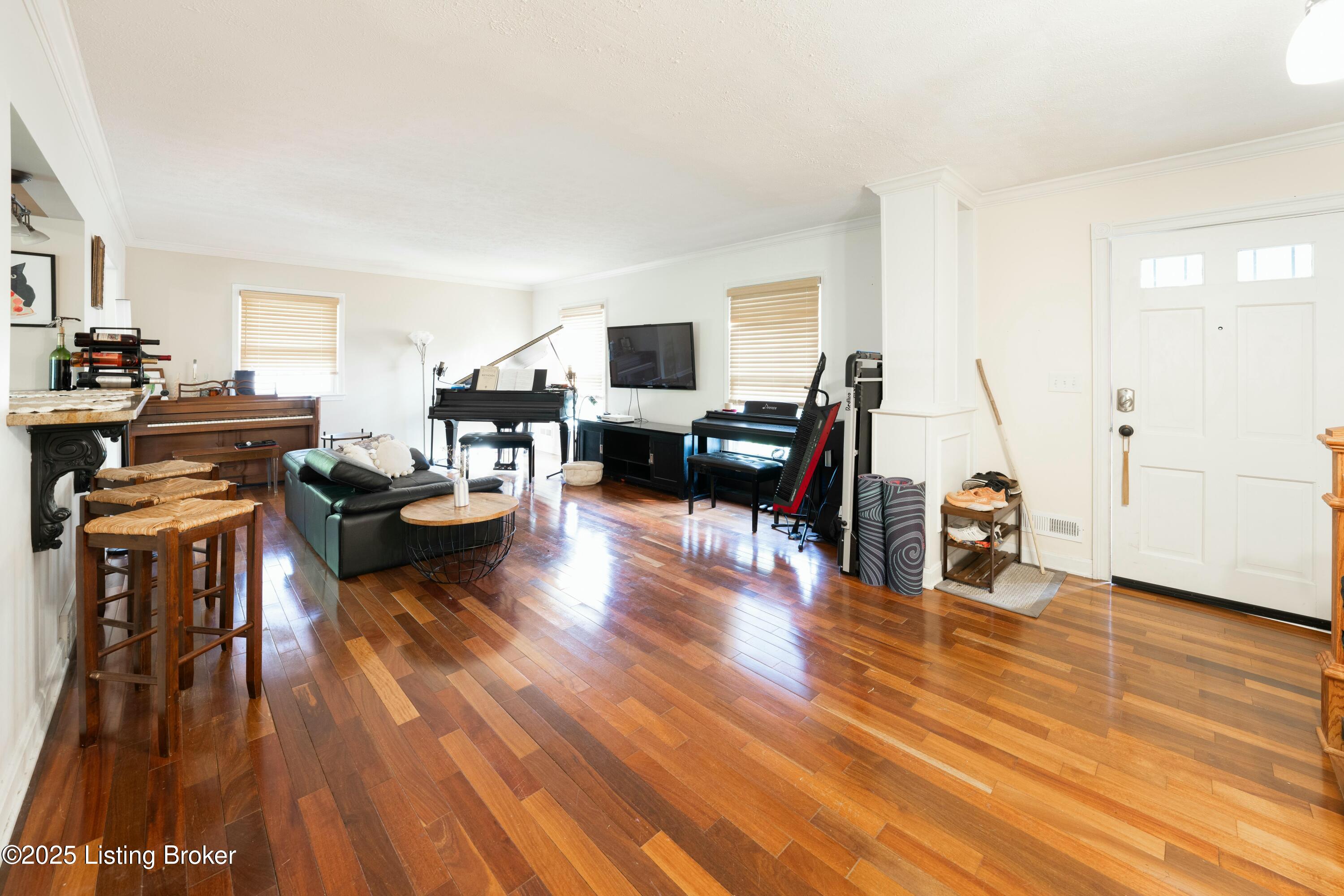 3407 Hillsboro Rd