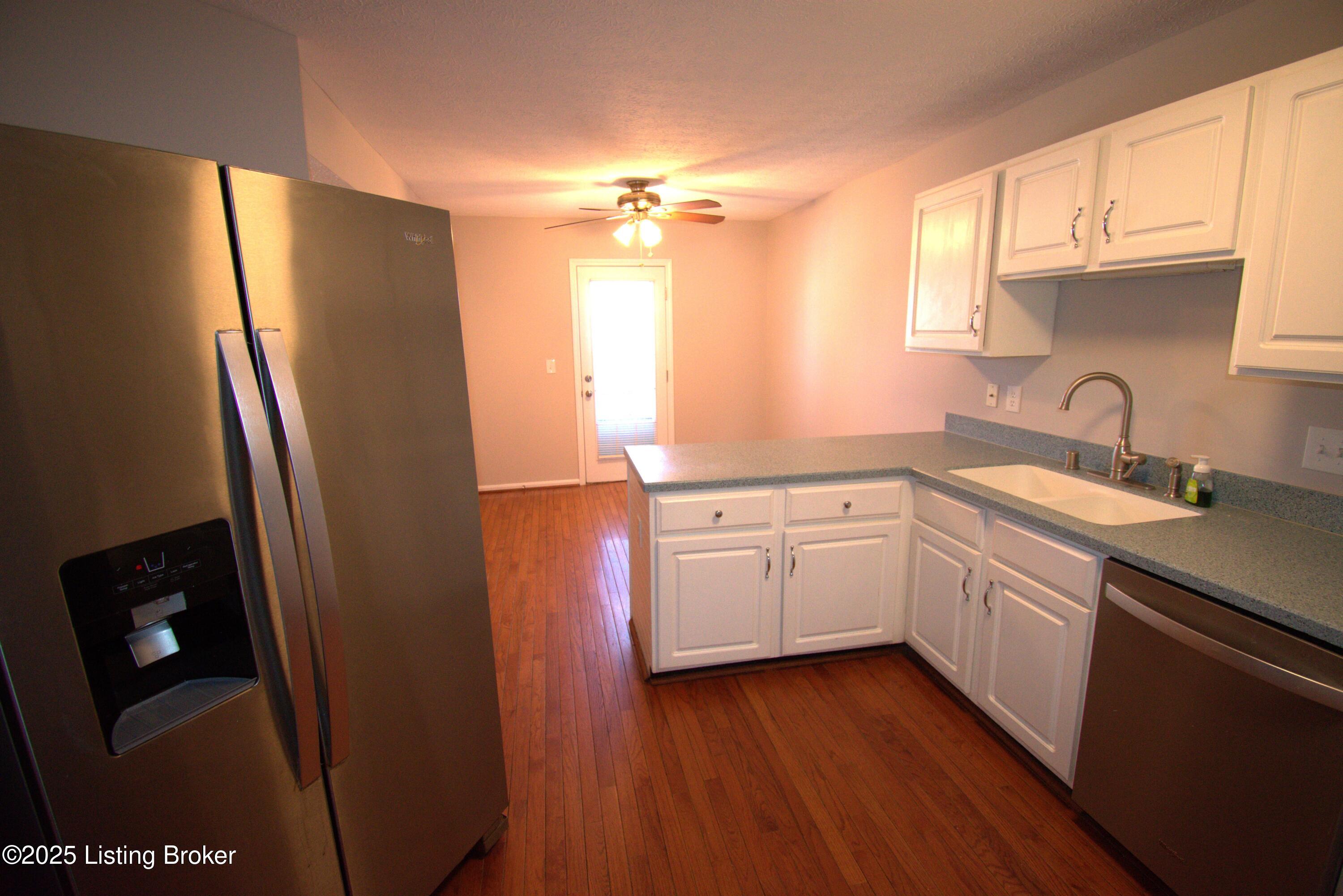 4123 Mimosa View Dr