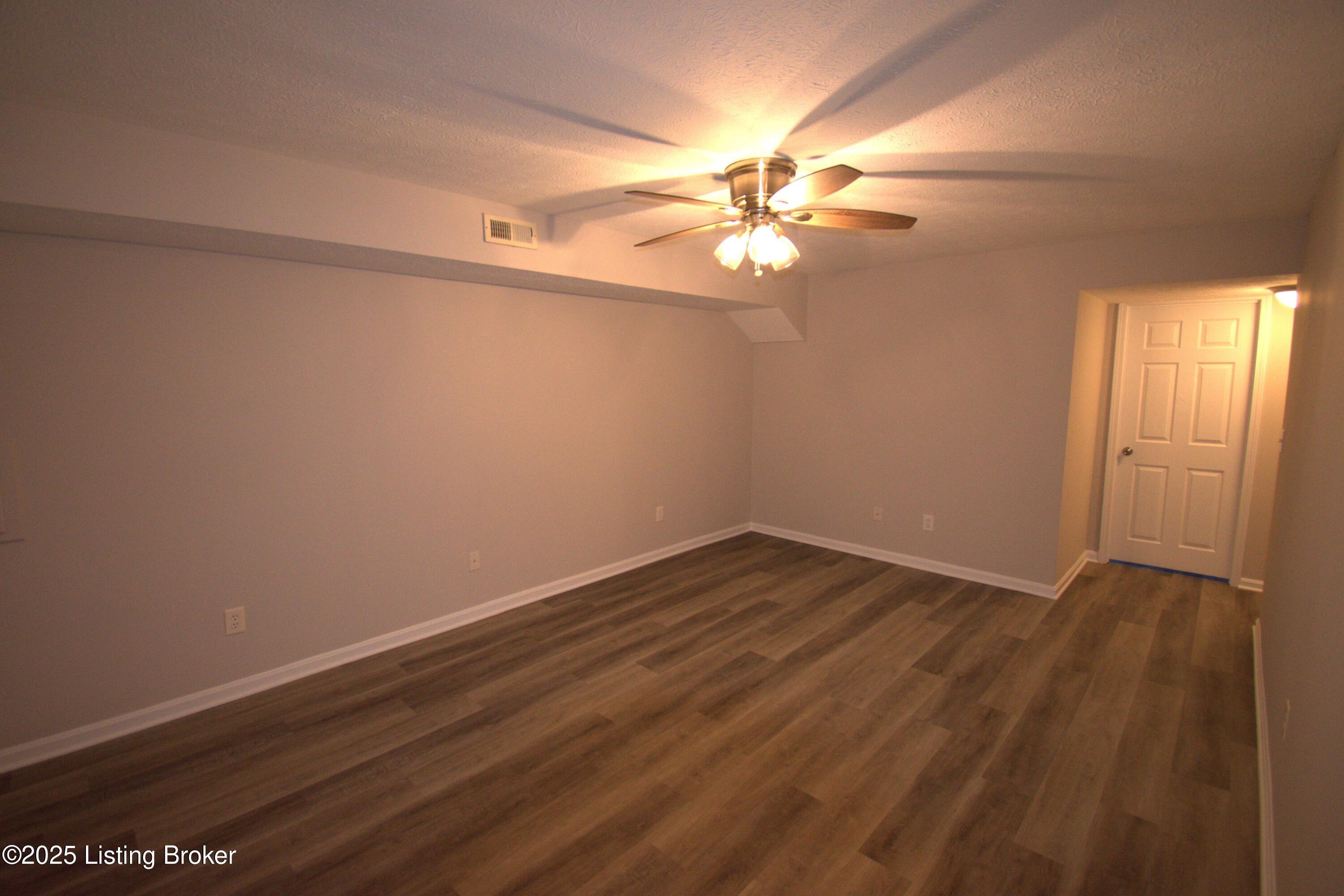 4123 Mimosa View Dr