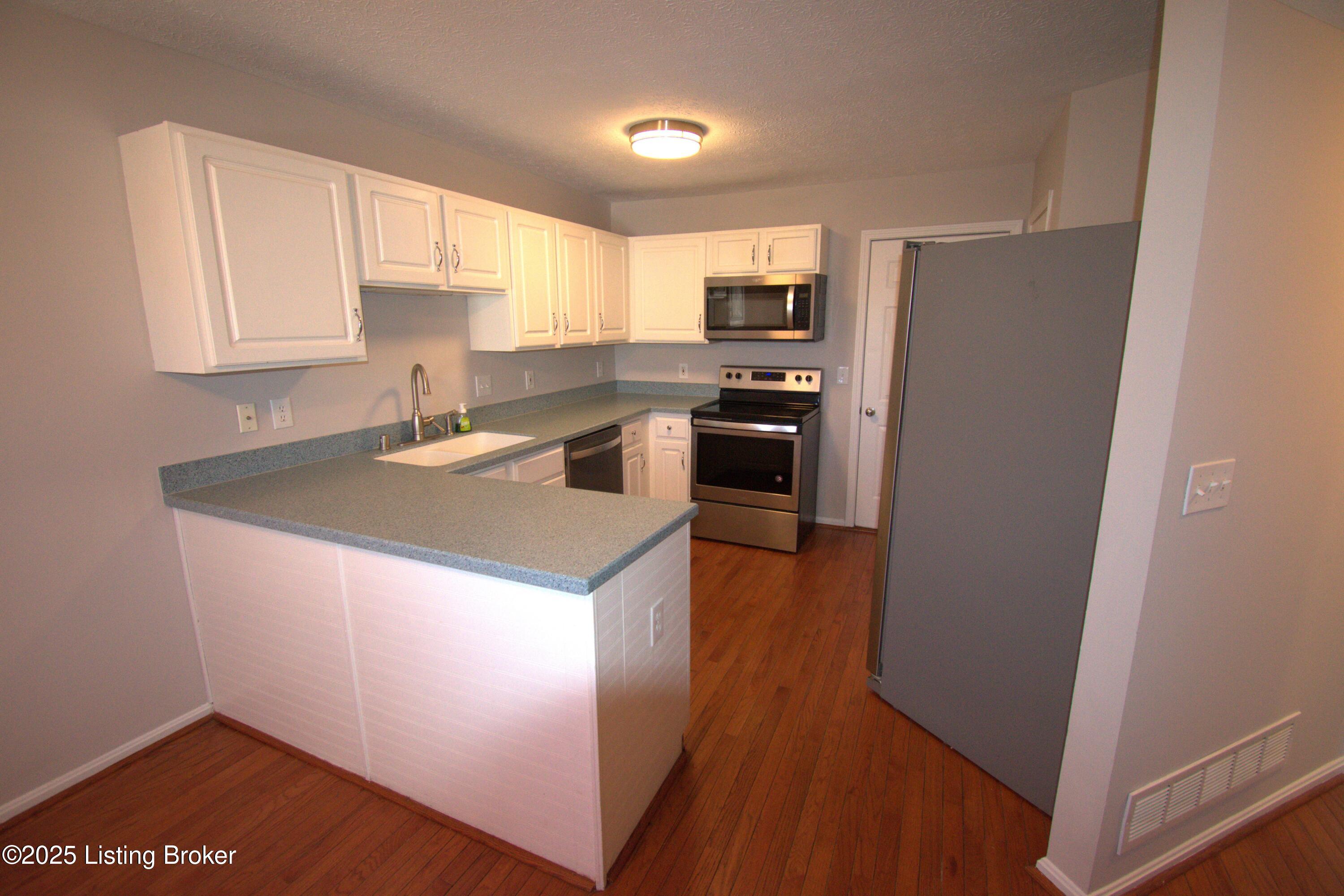 4123 Mimosa View Dr