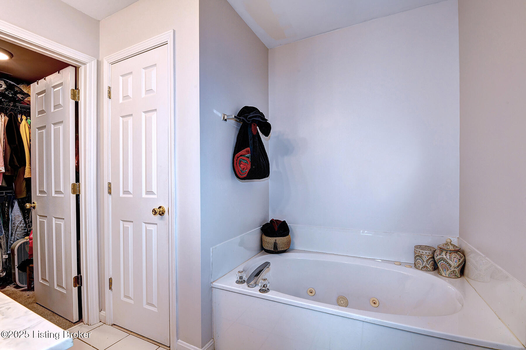 4314 Meadowbend Way