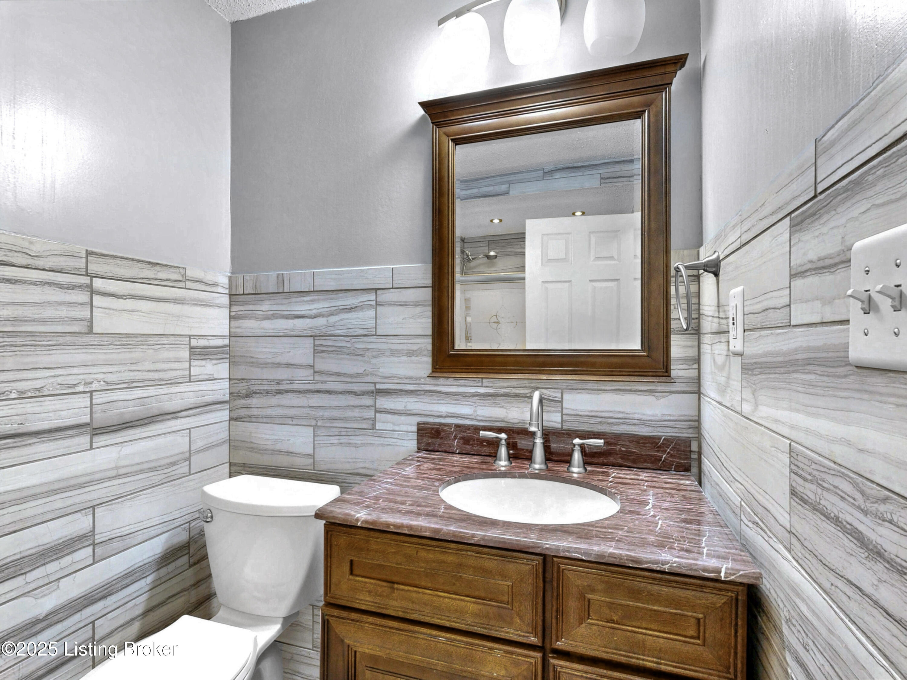 4307 Lahnna Dr