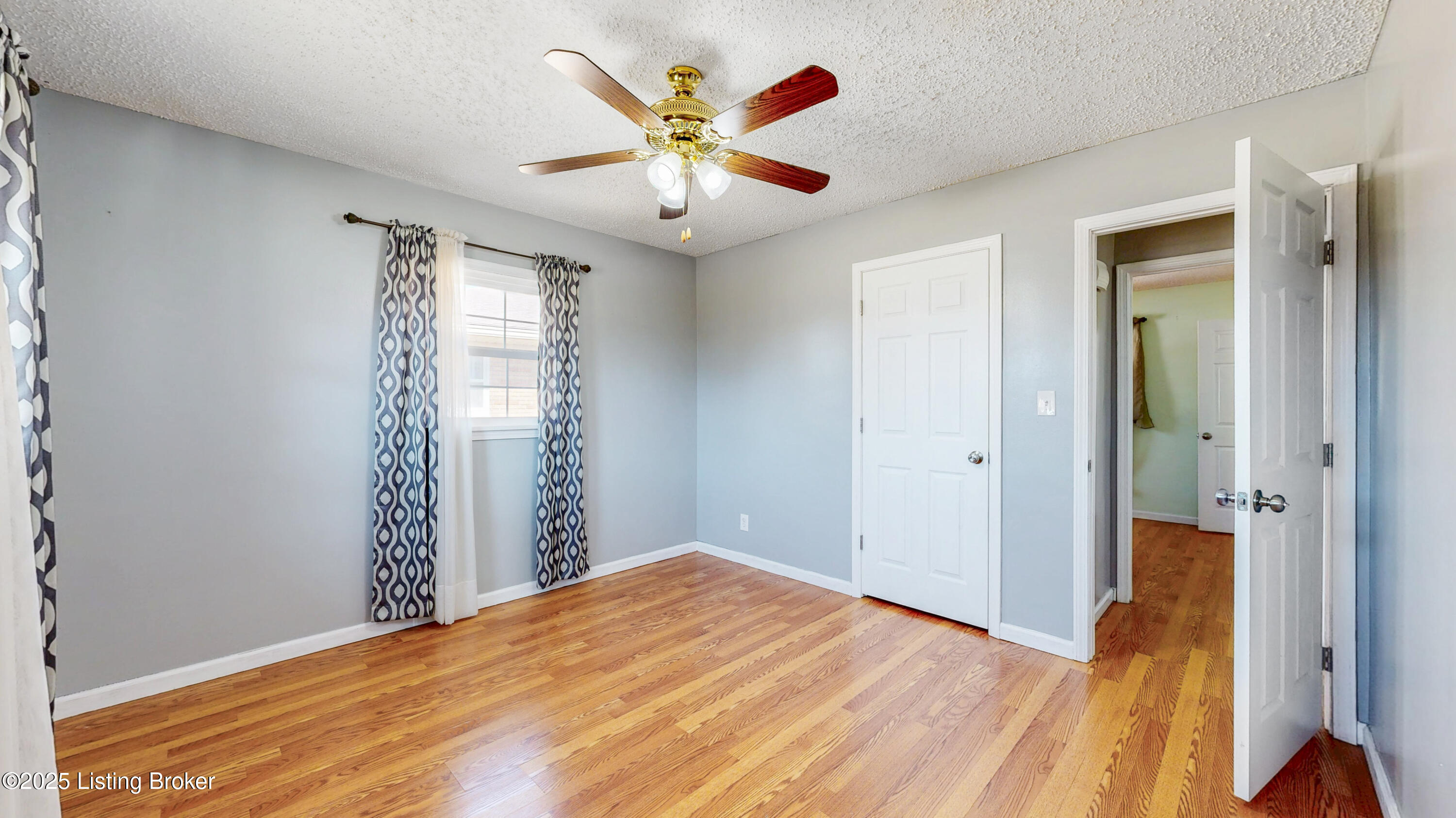 4307 Lahnna Dr