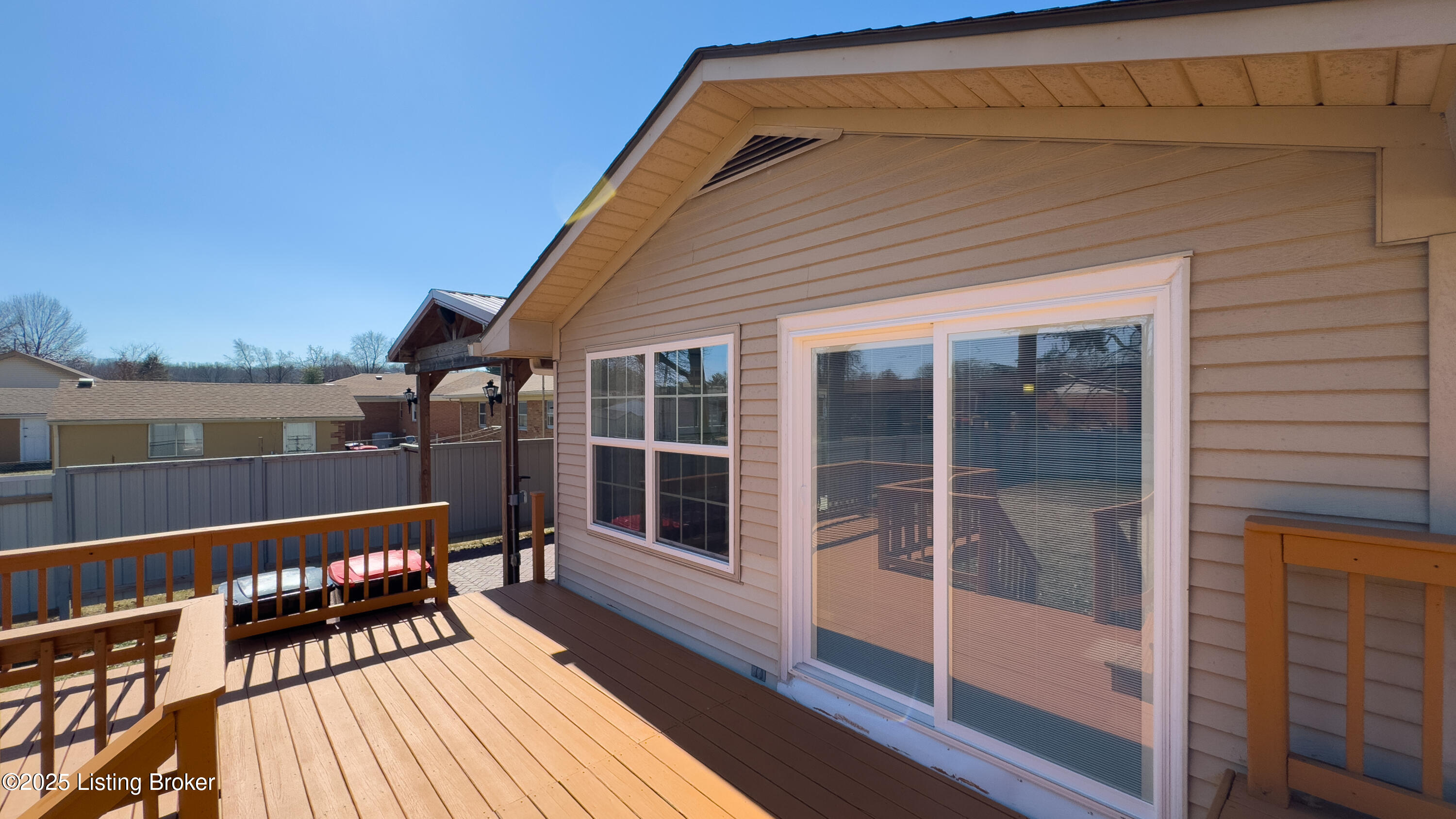 4307 Lahnna Dr