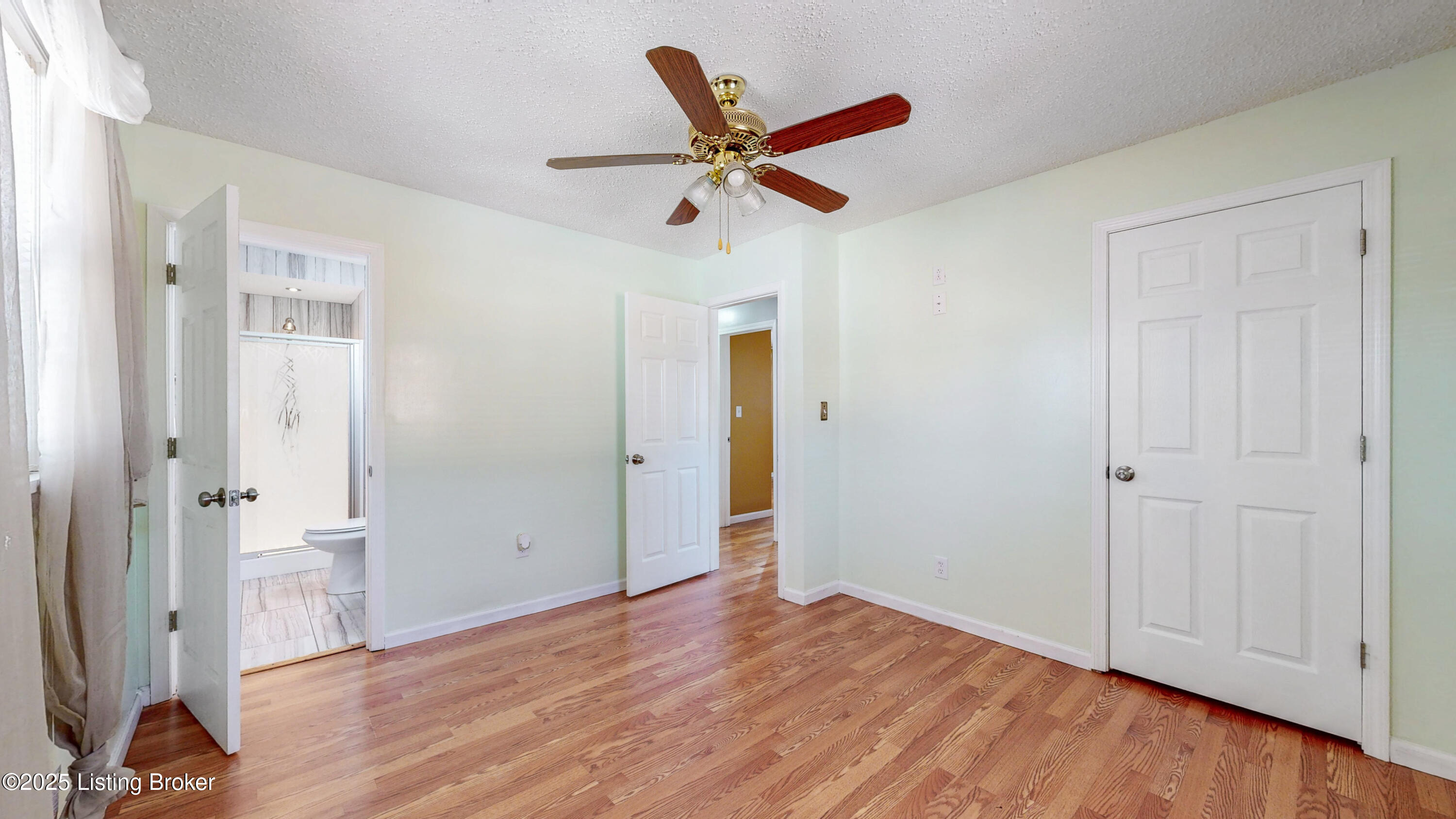 4307 Lahnna Dr