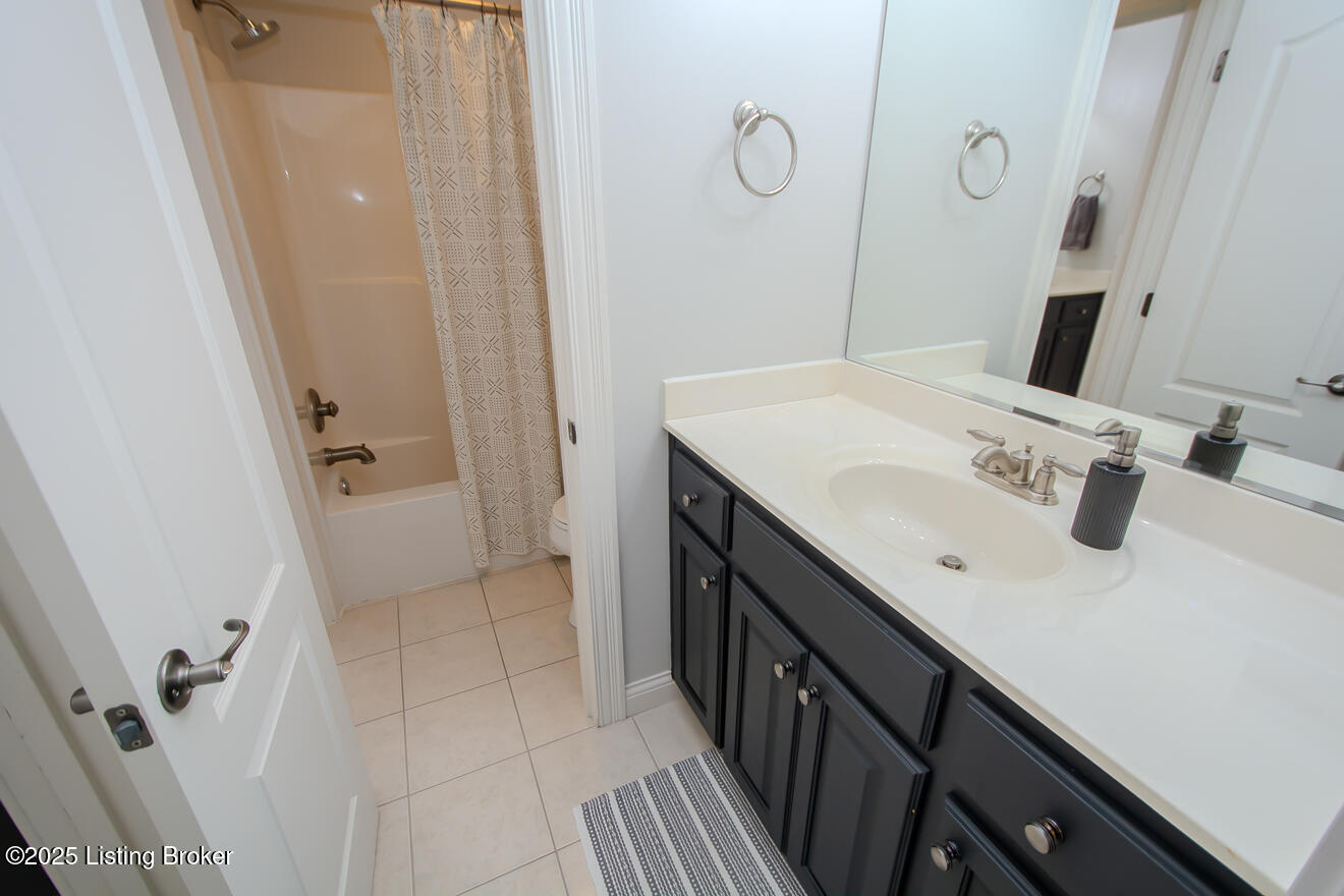 15209 Chestnut Ridge Cir