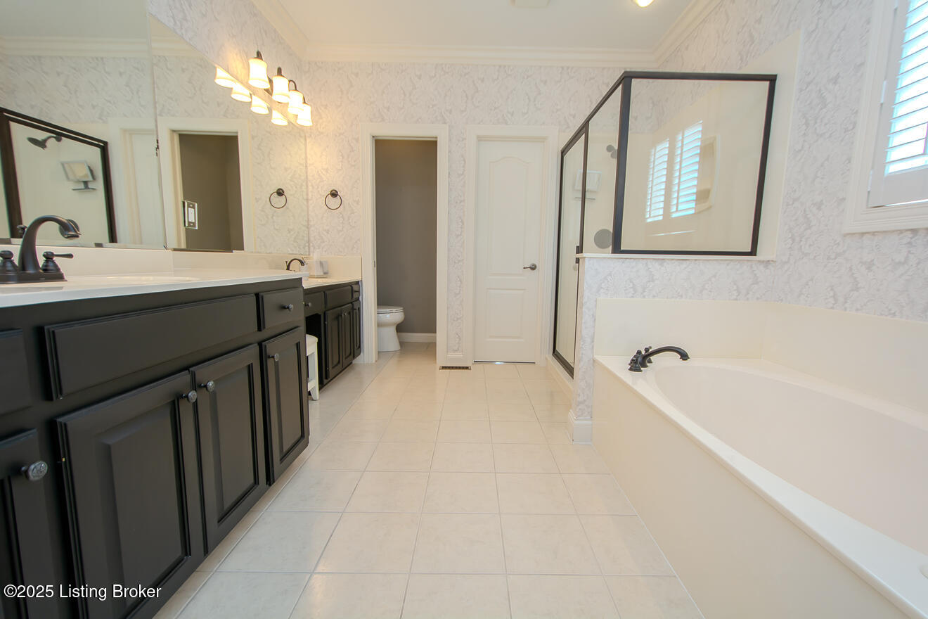 15209 Chestnut Ridge Cir
