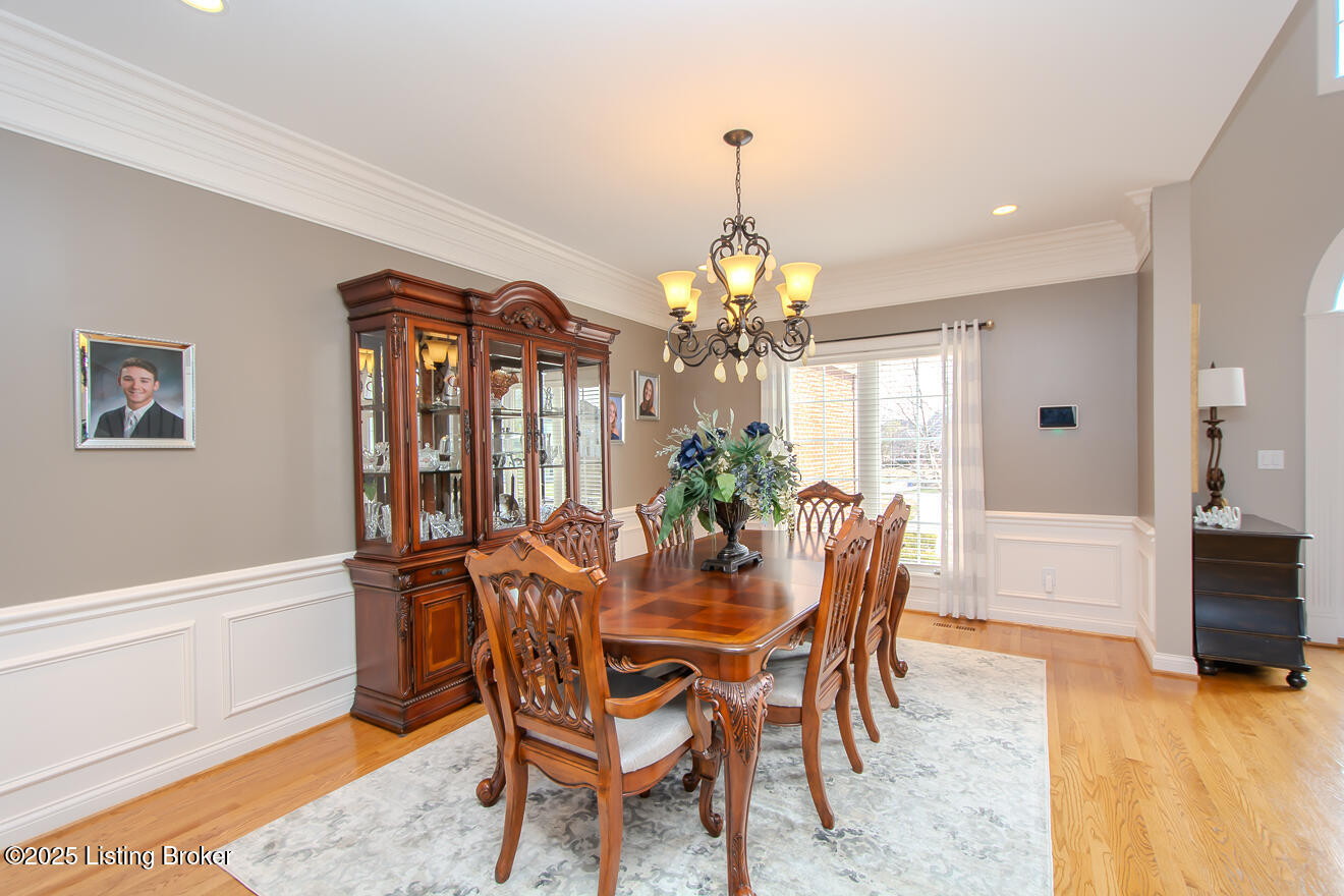 15209 Chestnut Ridge Cir