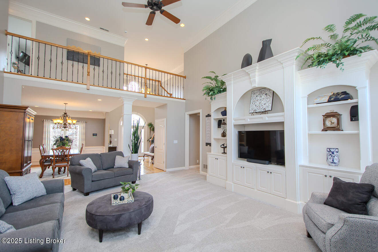 15209 Chestnut Ridge Cir