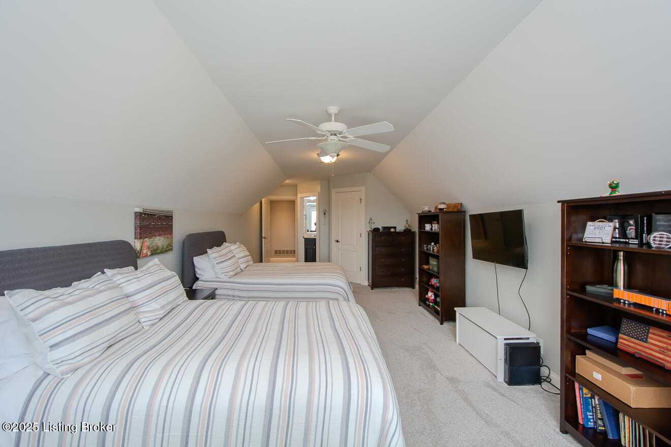 15209 Chestnut Ridge Cir