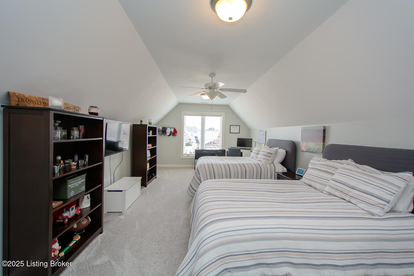 15209 Chestnut Ridge Cir