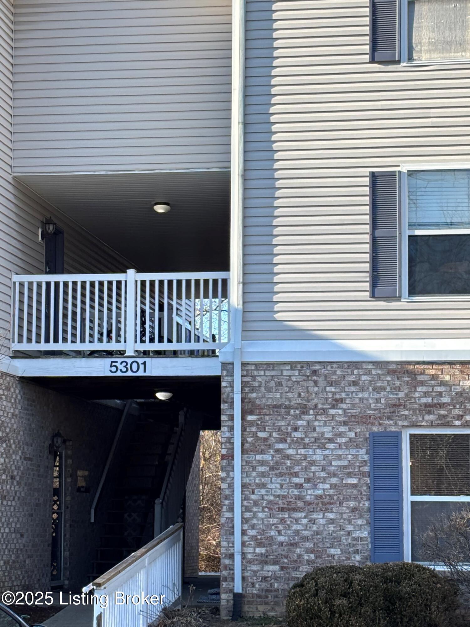 5301 Carolina Crossing Way 102