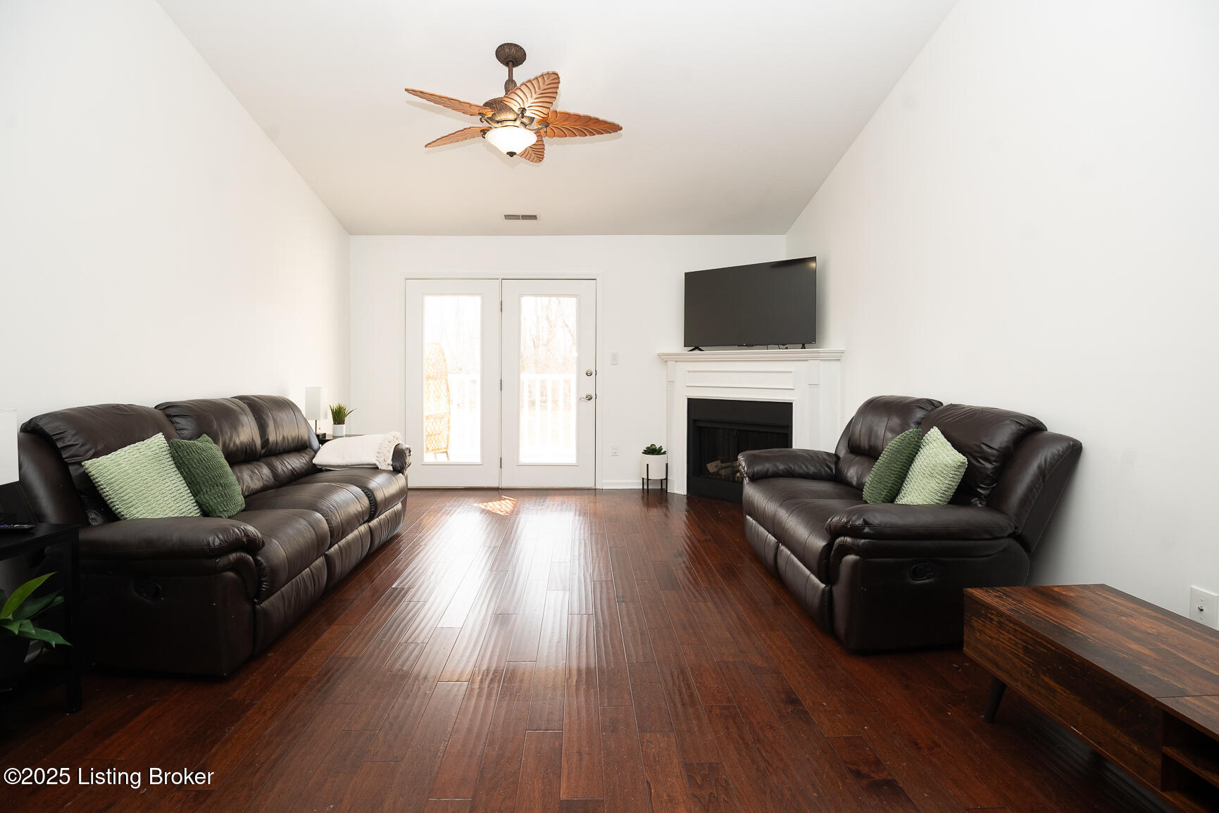 8001 Magnolia Ridge 202