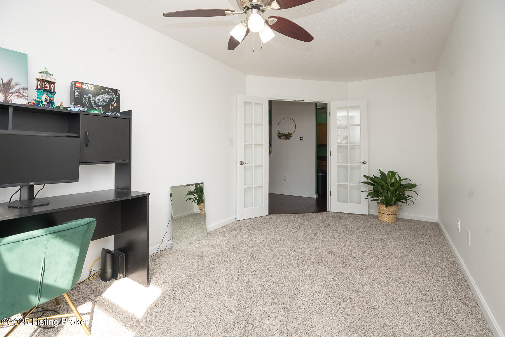 8001 Magnolia Ridge 202