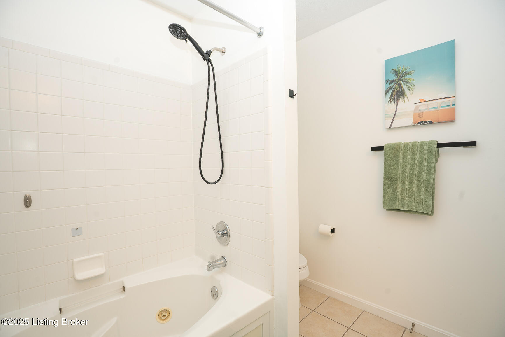 8001 Magnolia Ridge 202