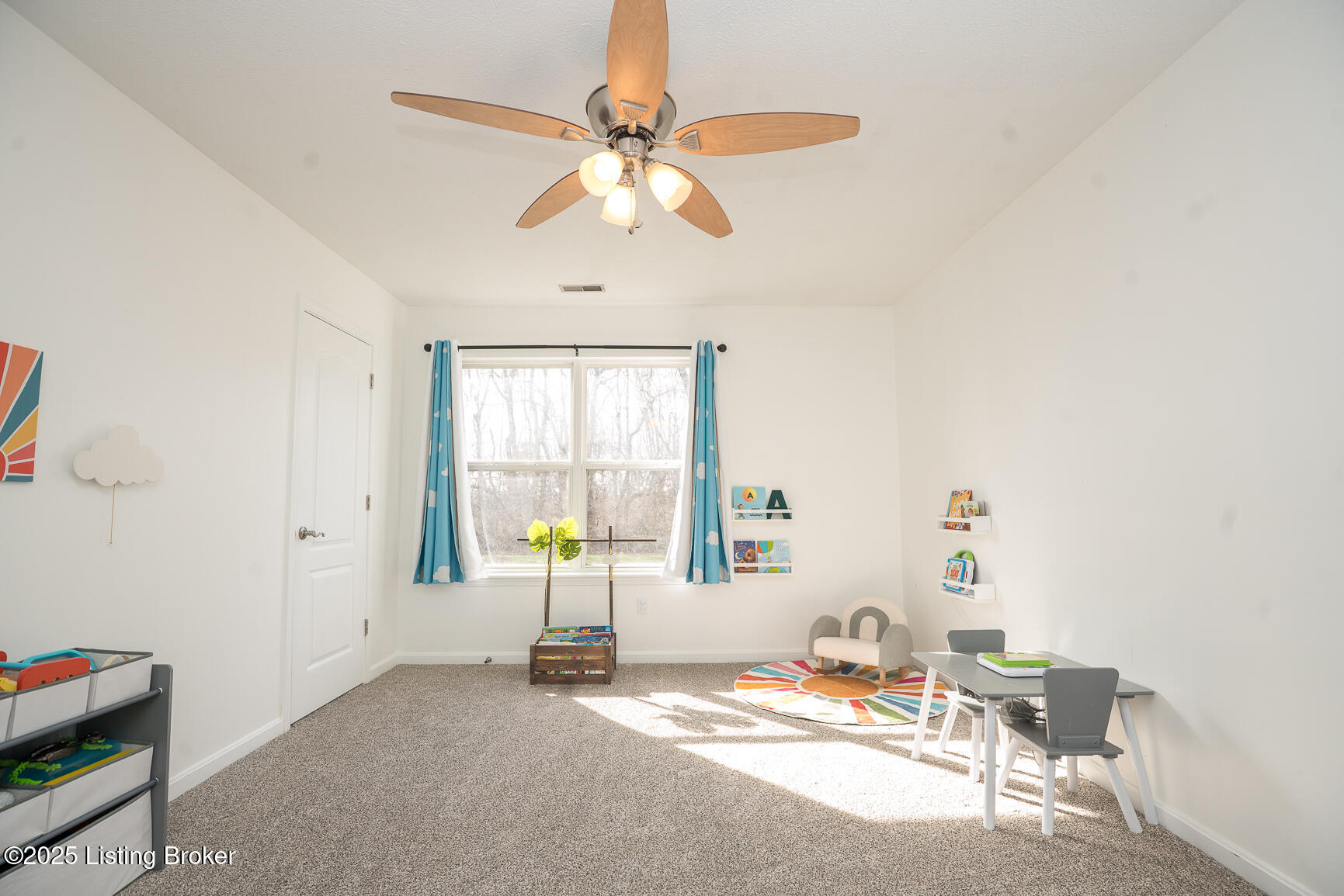 8001 Magnolia Ridge 202