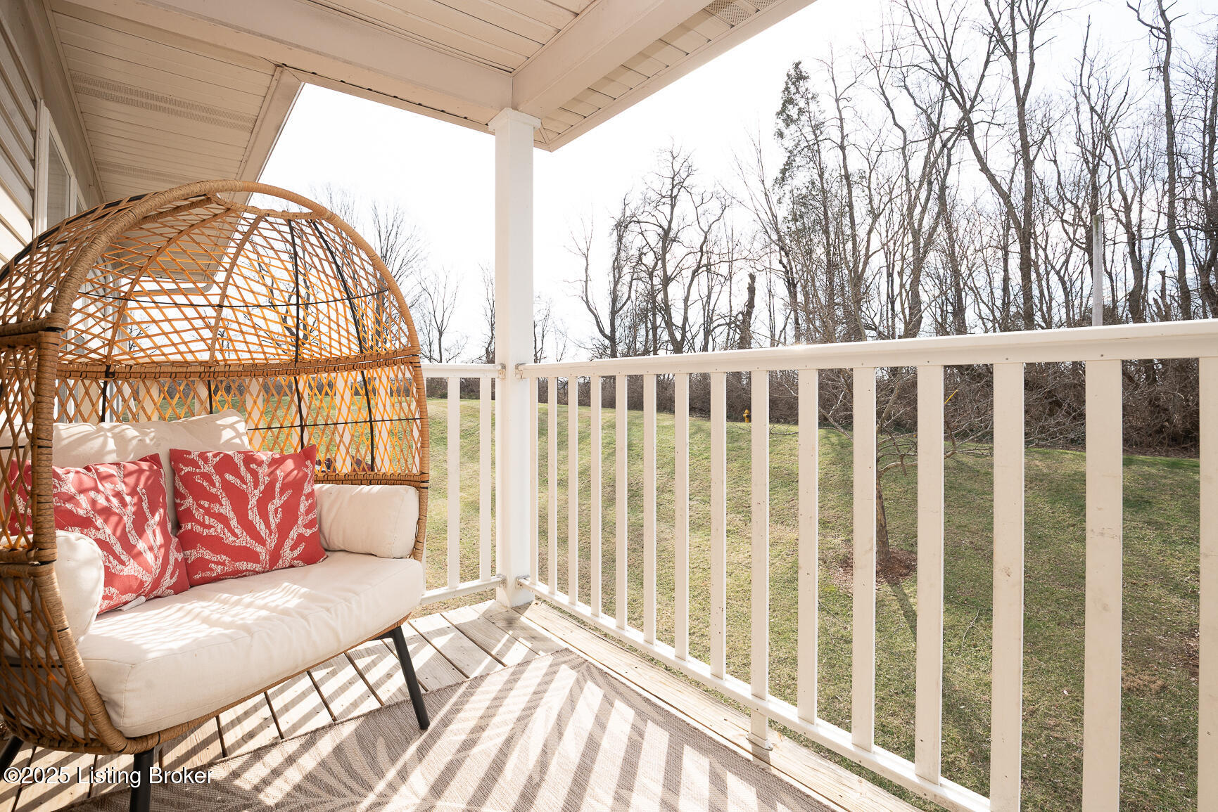 8001 Magnolia Ridge 202