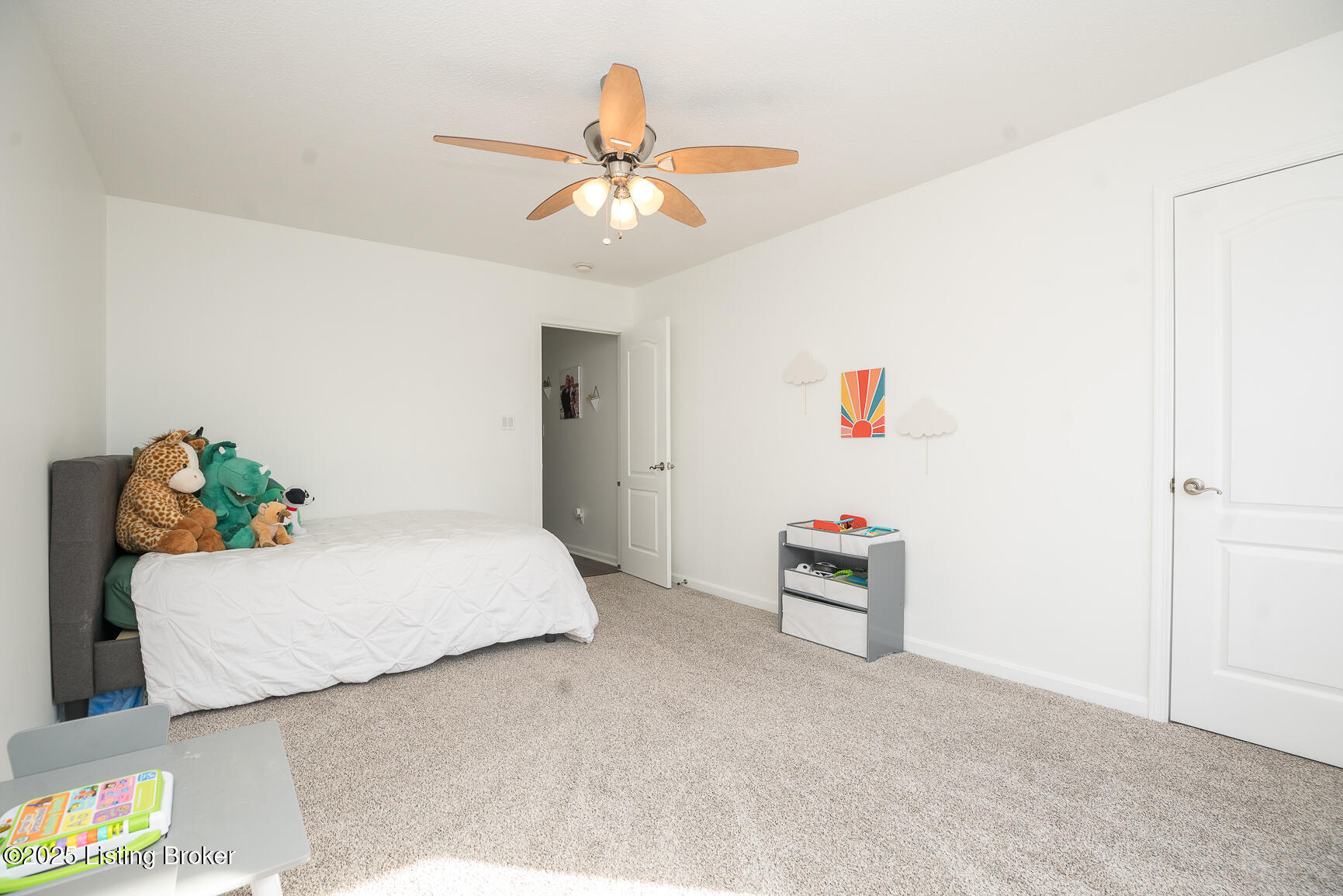 8001 Magnolia Ridge 202