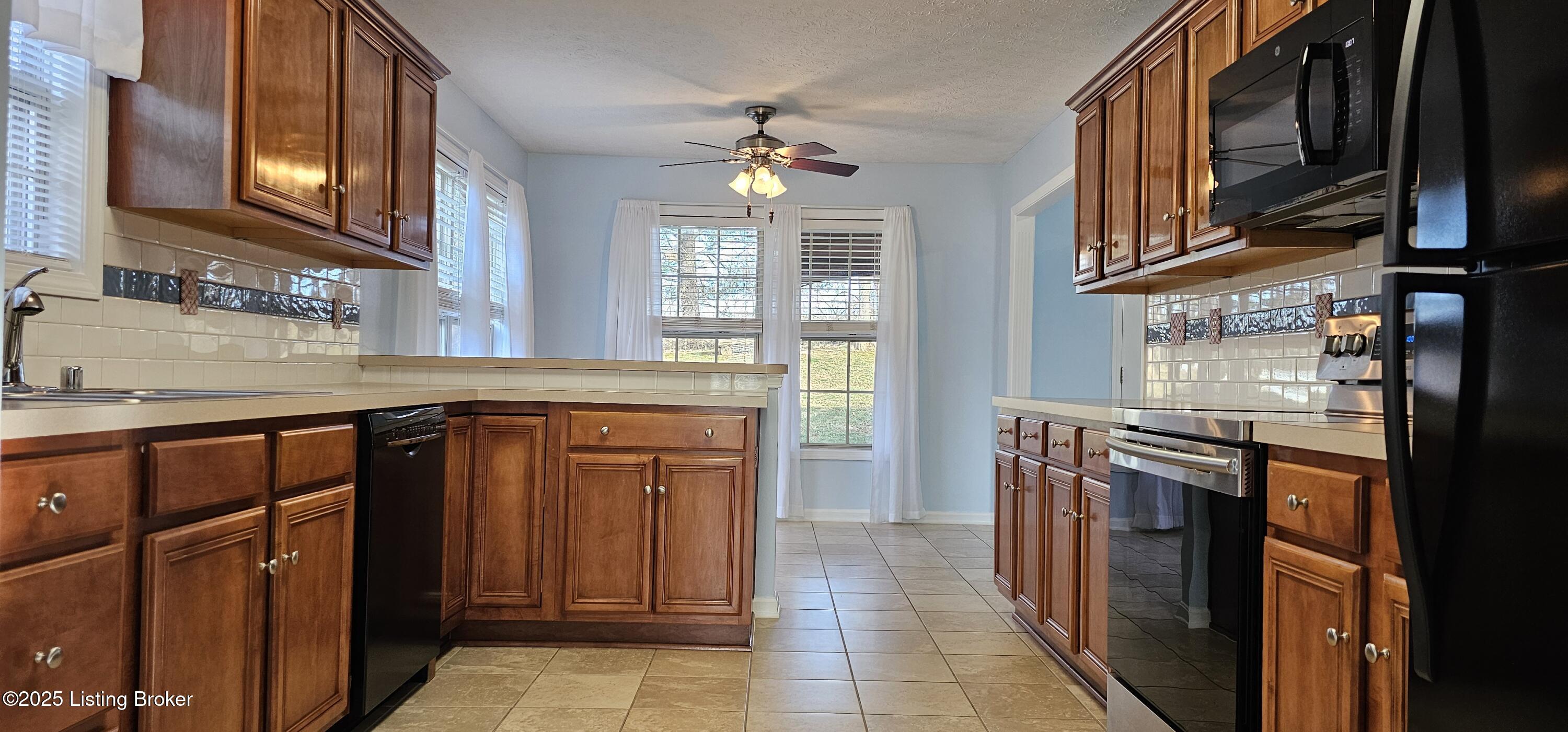 9103 Bingham View Ct