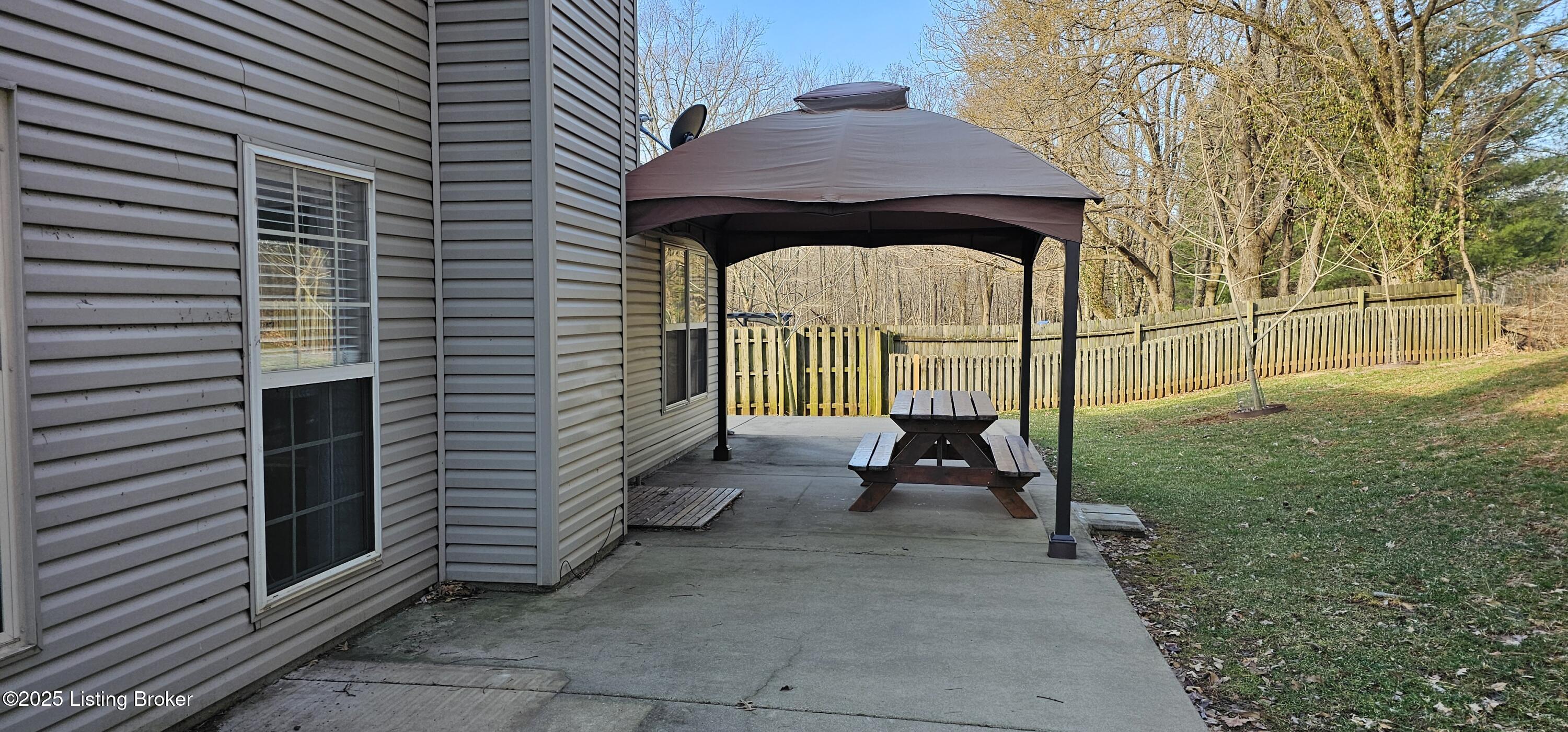 9103 Bingham View Ct