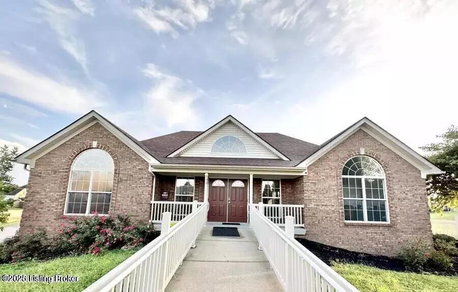 204 Autumn Ridge Dr